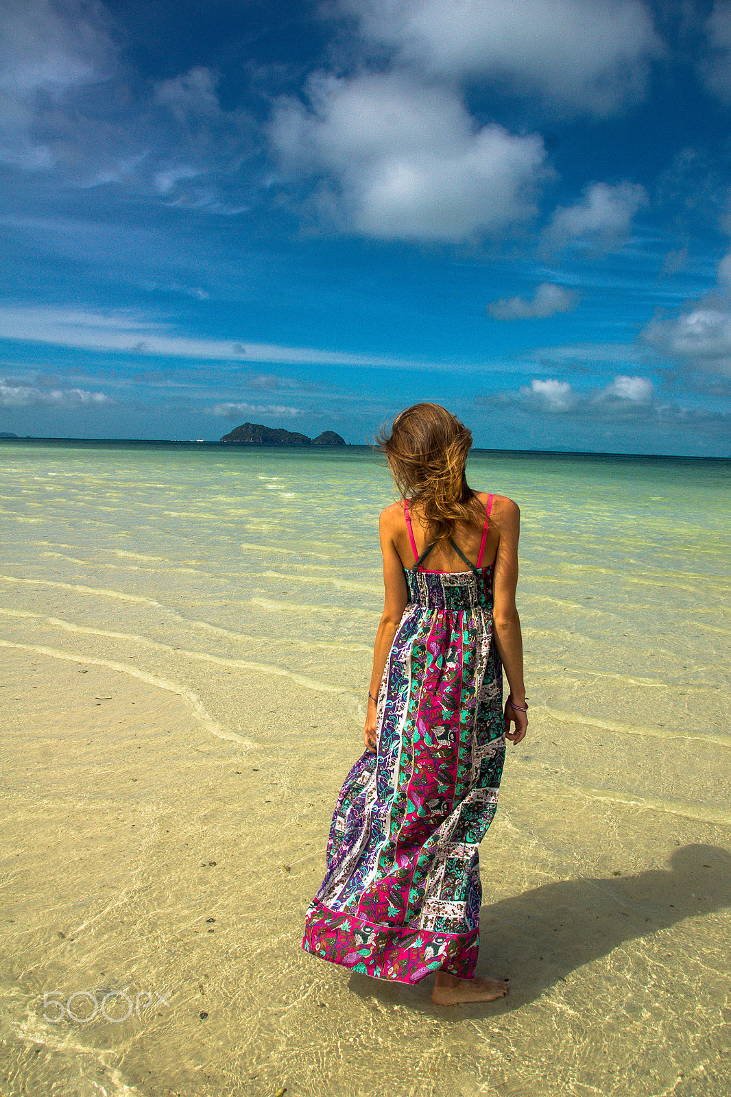 Tamron AF 28-105mm F4-5.6 [IF] sample photo. The dress photography
