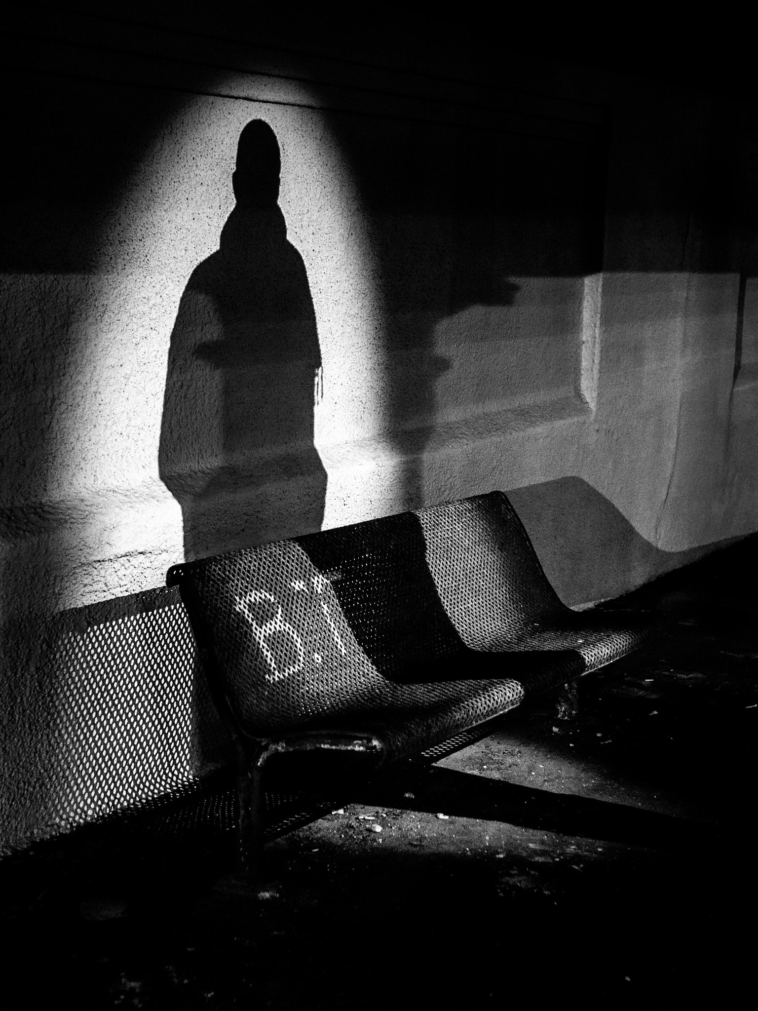Sigma 30mm F1.4 EX DC HSM sample photo. The loneliest bench in town photography