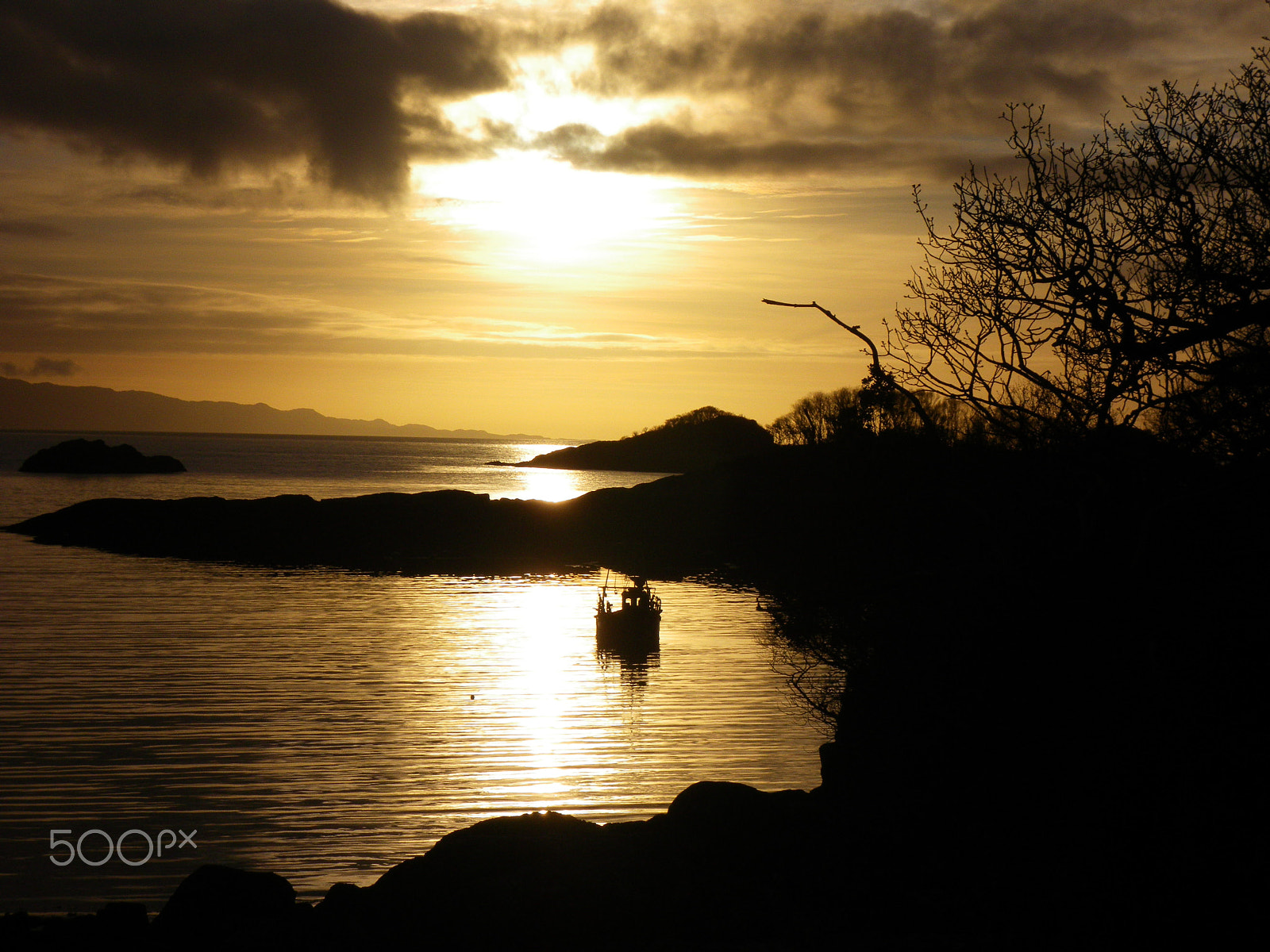 Pentax Optio P80 sample photo. Sunset on loch nan uamh photography
