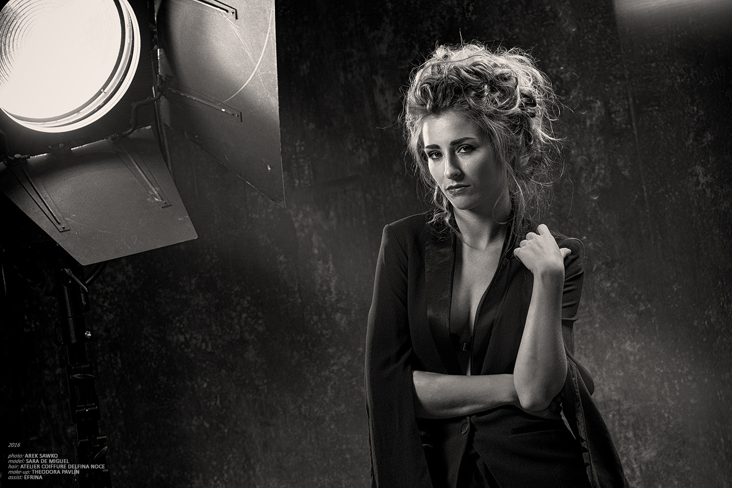 Nikon D3X sample photo. Sara at my studio #1 photography
