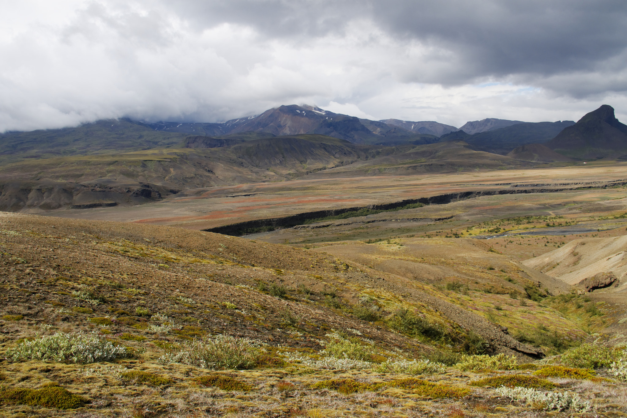 Canon EF-S 18-200mm F3.5-5.6 IS sample photo. Iceland photography