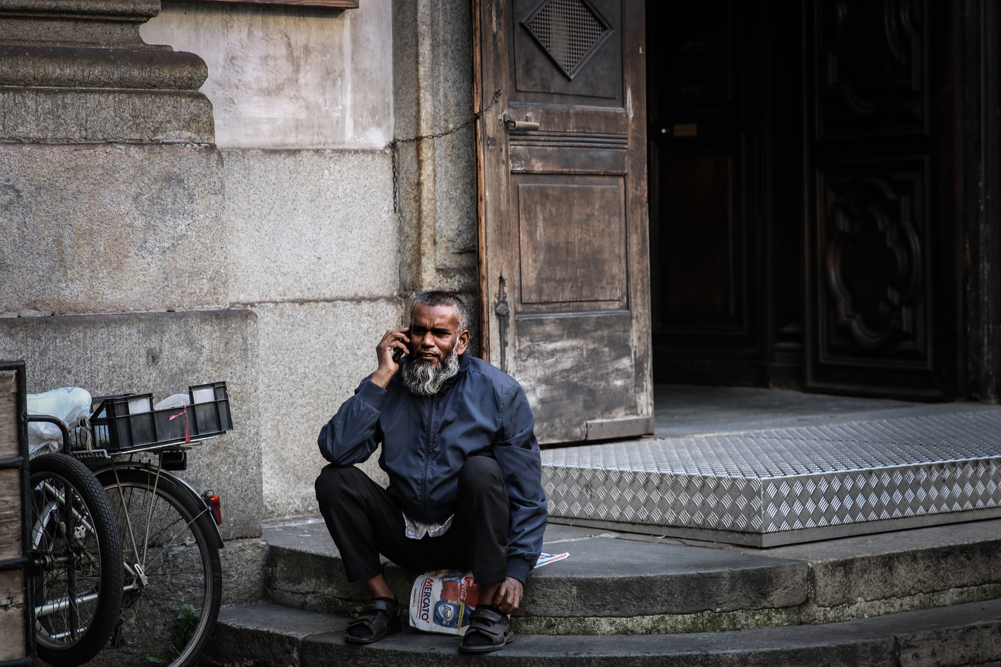 Canon EOS 750D (EOS Rebel T6i / EOS Kiss X8i) sample photo. Turin street photography