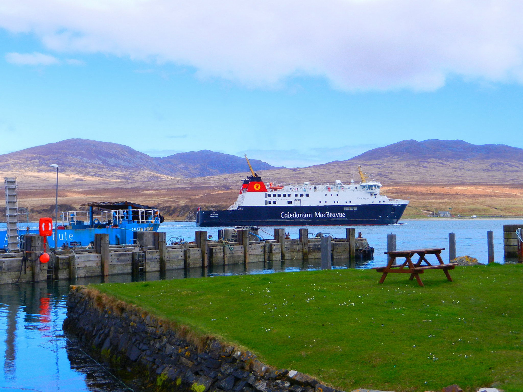 Nikon Coolpix S9100 sample photo. Mv finlaggan leaving port askaig, islay photography