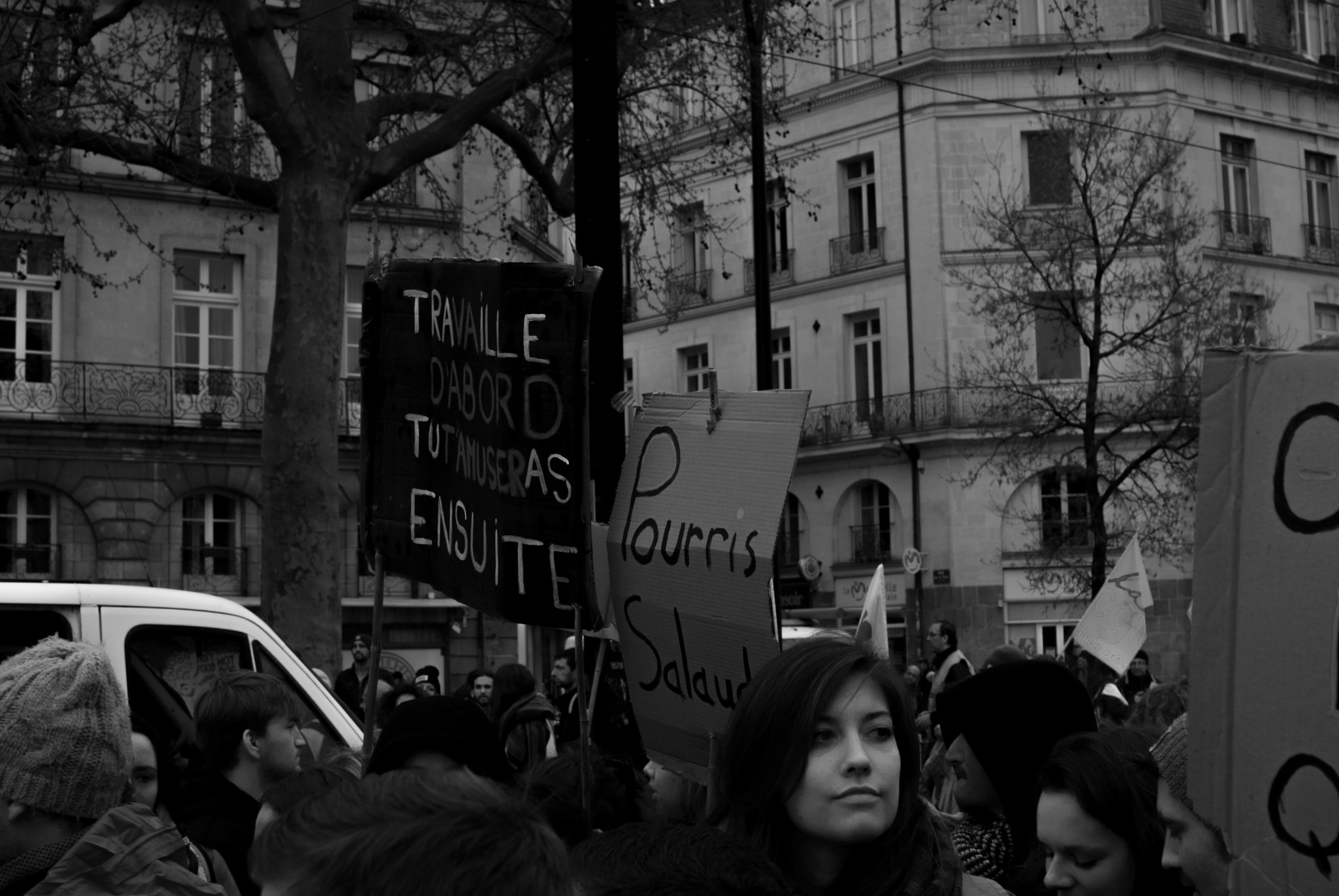 Nikon D200 + Nikon AF-S DX Nikkor 35mm F1.8G sample photo. Manifestation loi travail photography