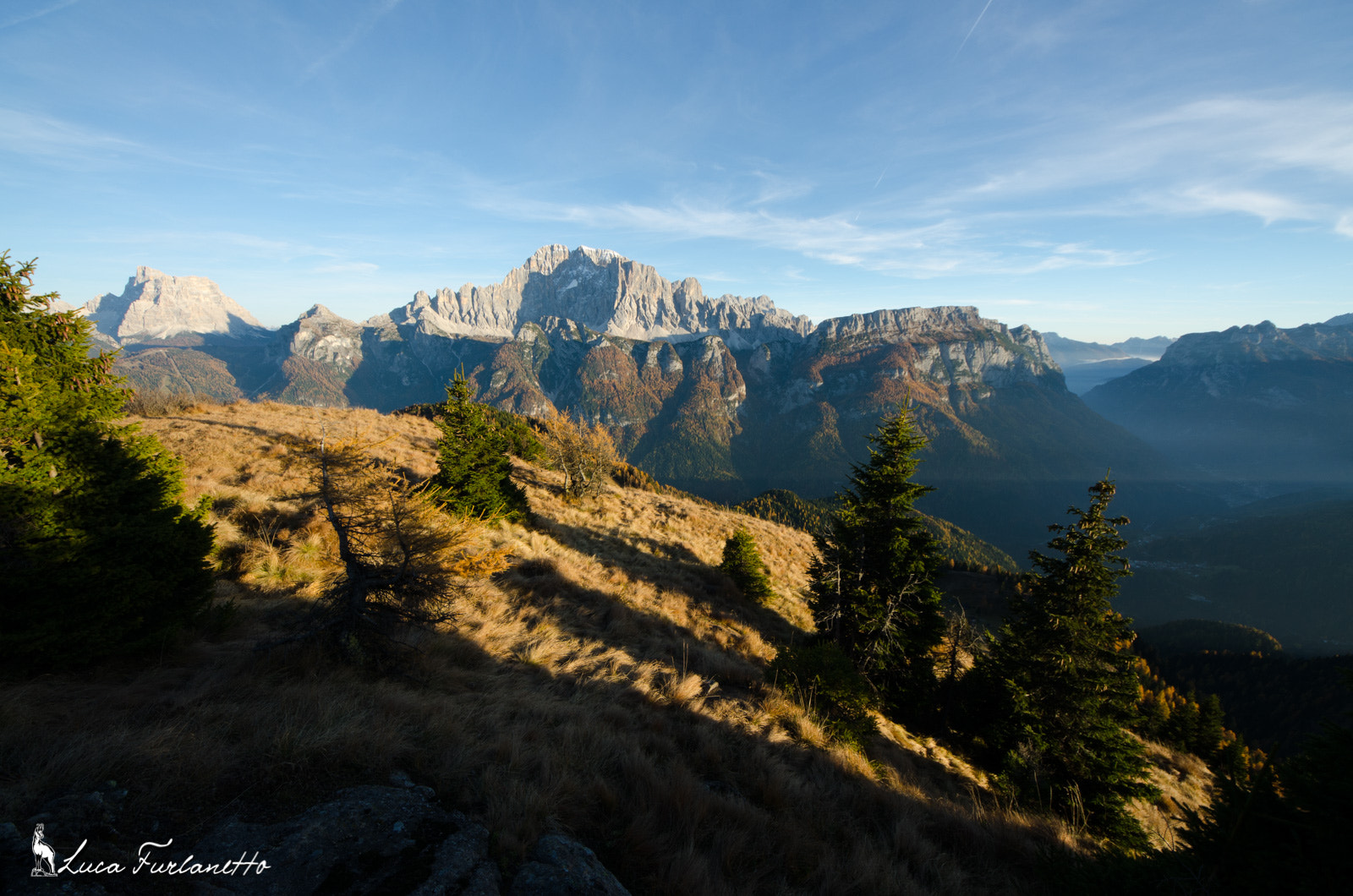 Sigma 8-16mm F4.5-5.6 DC HSM sample photo. Sasso nero(bl) photography
