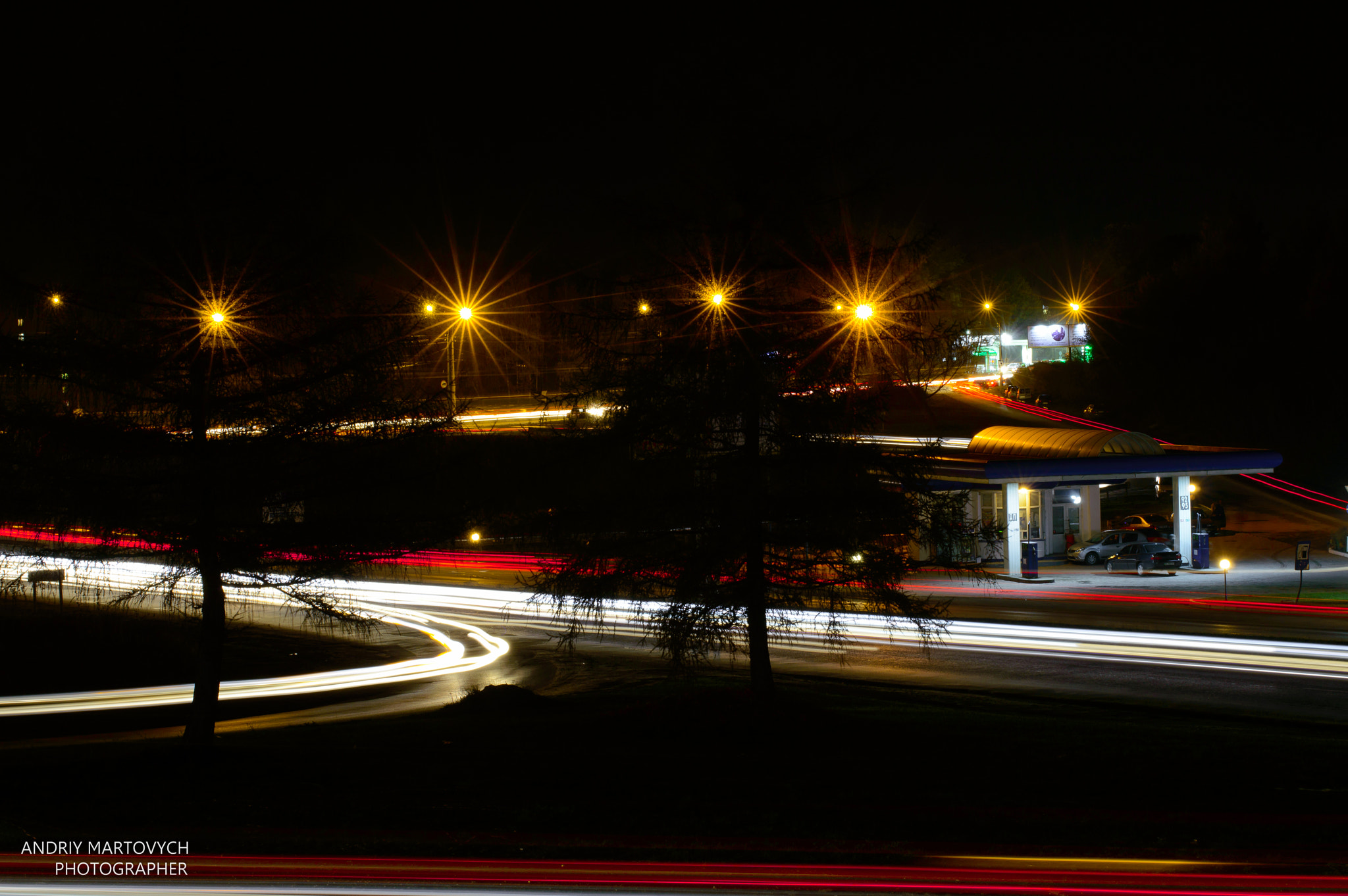 Nikon D3200 + Nikon AF-S Nikkor 50mm F1.4G sample photo. Вечірній Тернопіль photography