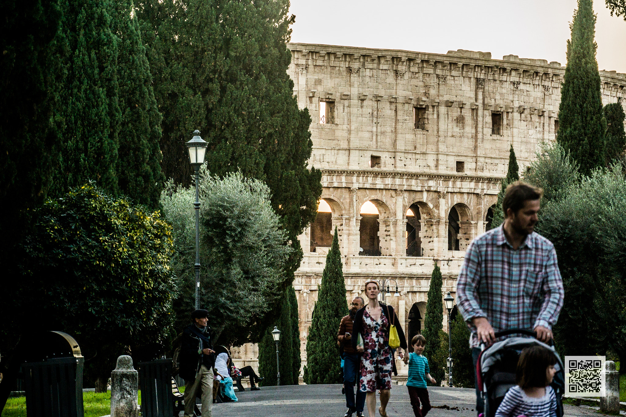 Nikon 1 Nikkor VR 30-110mm F3.8-5.6 sample photo. Le strade per roma i photography
