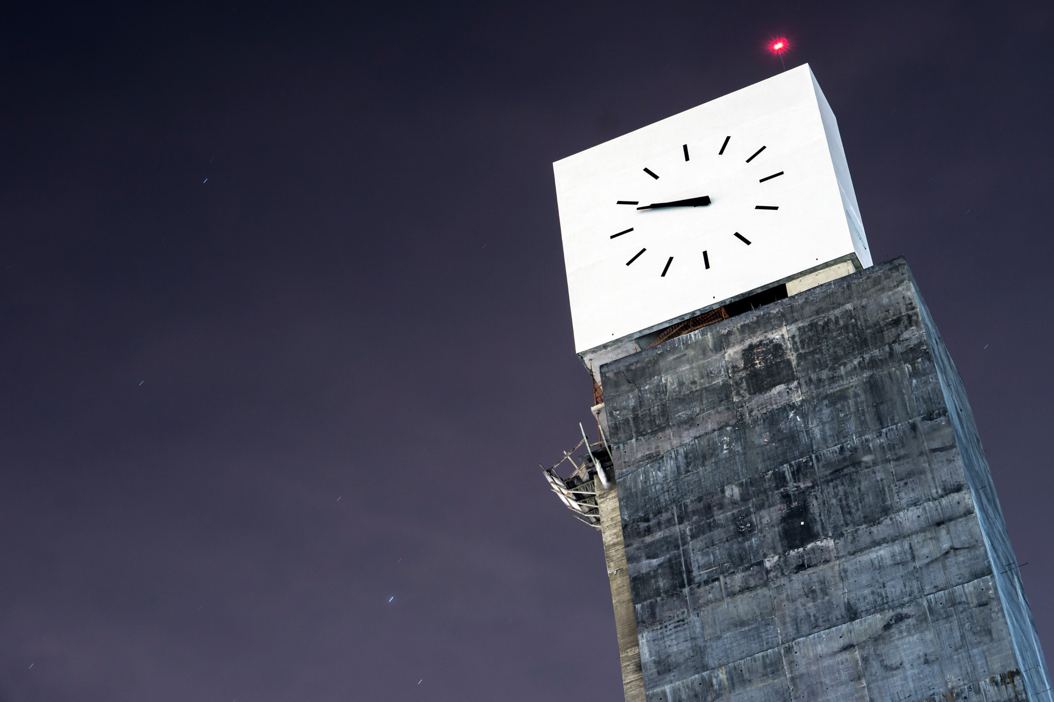 Sony a5100 + E 50mm F1.8 OSS sample photo. Mini big ben photography