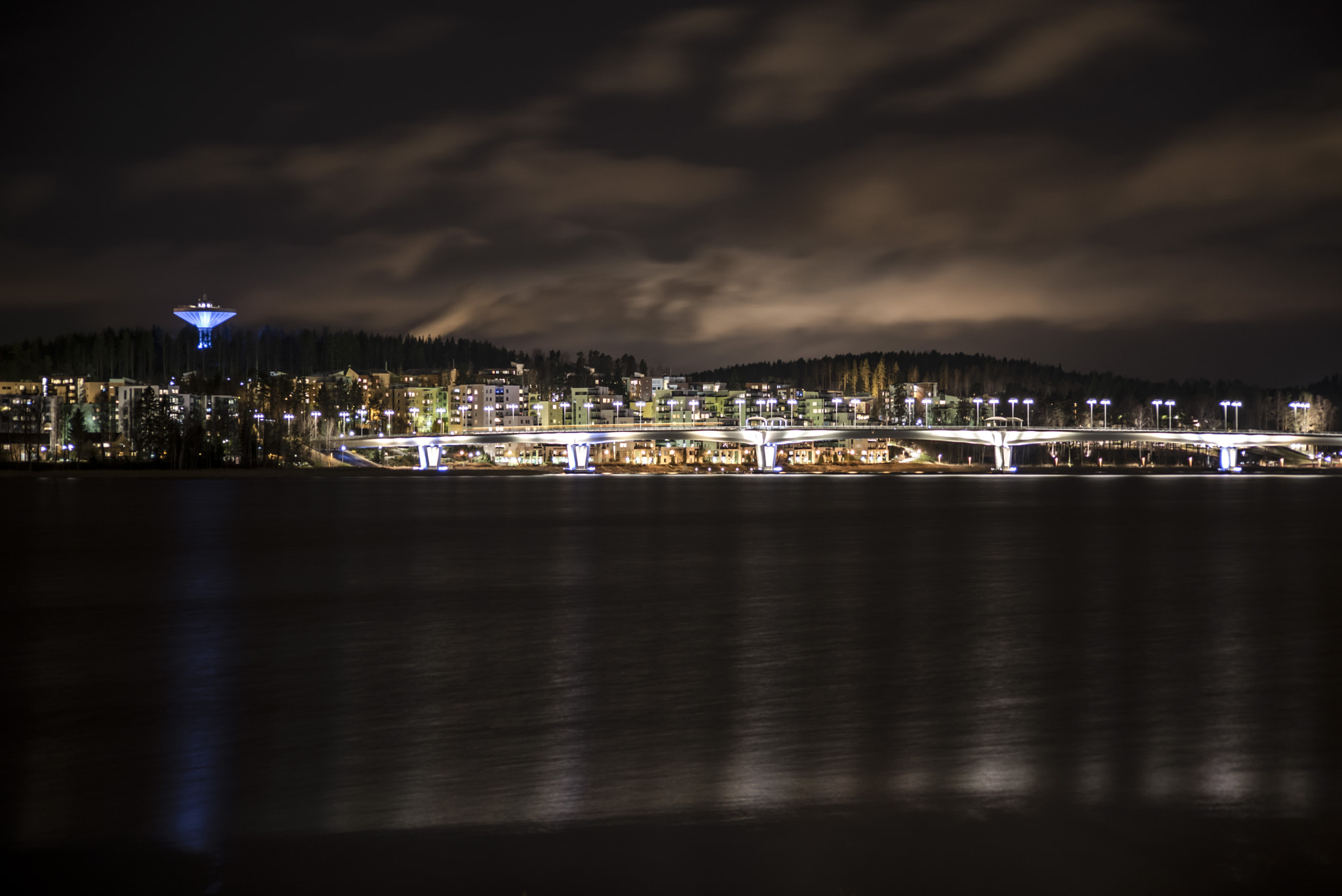 Sigma 70-300mm F4-5.6 APO DG Macro sample photo. My hometowm photography