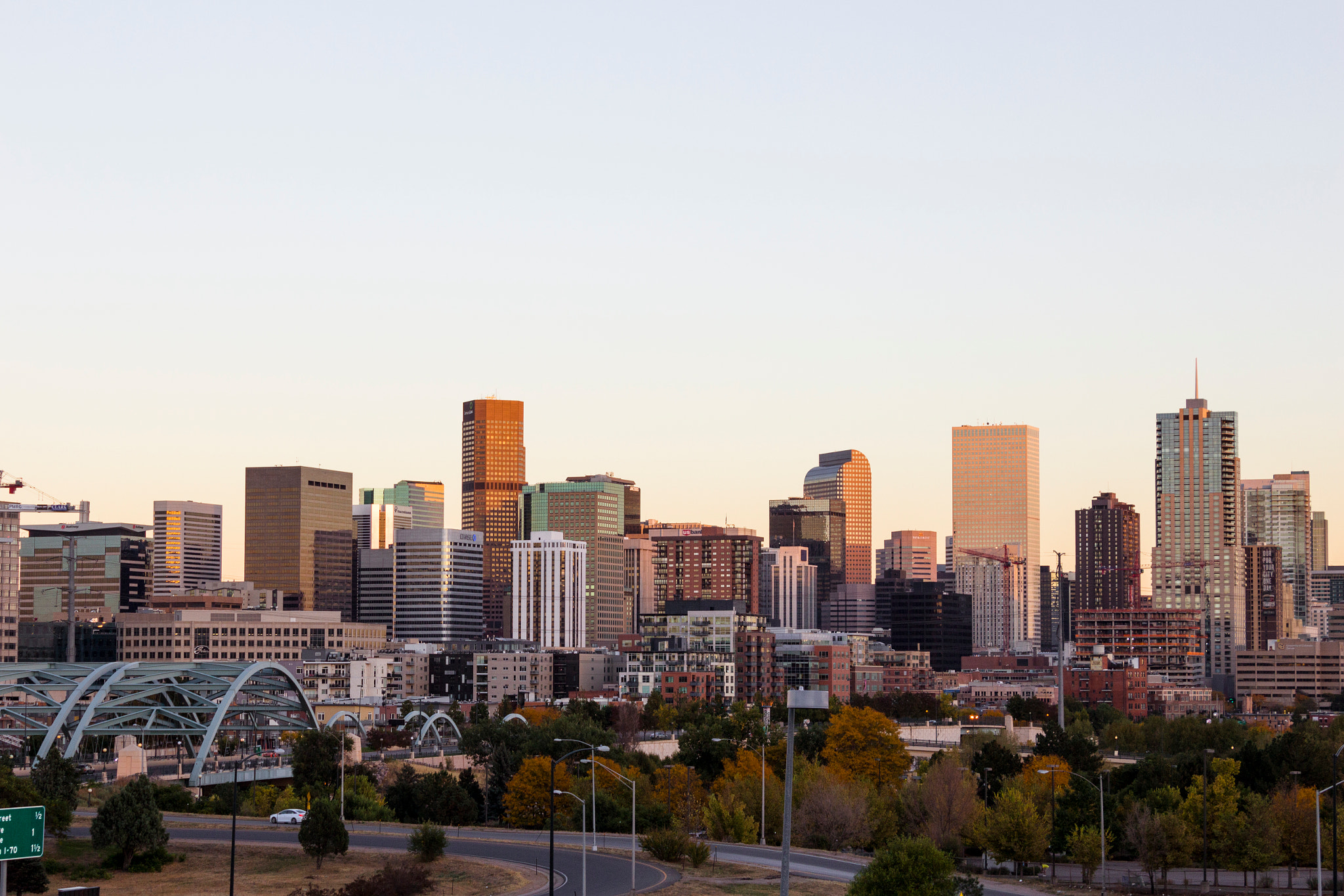 Canon EOS M + Canon EF-S 18-55mm F3.5-5.6 IS II sample photo. Denver skyline photography