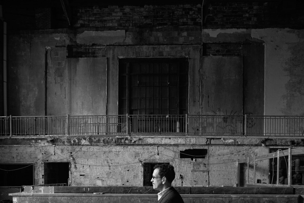 Canon TS-E 24mm f/3.5L sample photo. Gregory heisler photography