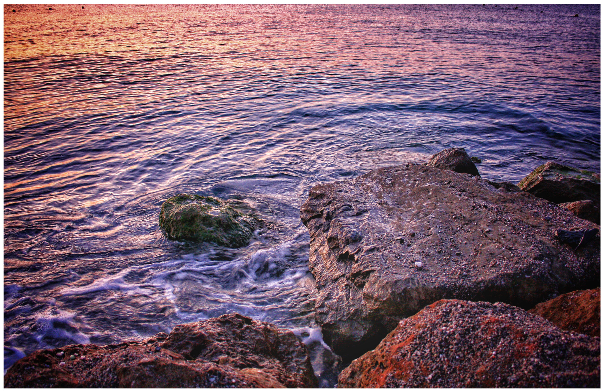 Canon EOS 40D + Canon EF-S 18-55mm F3.5-5.6 IS STM sample photo. Sea rocks at sunset. photography