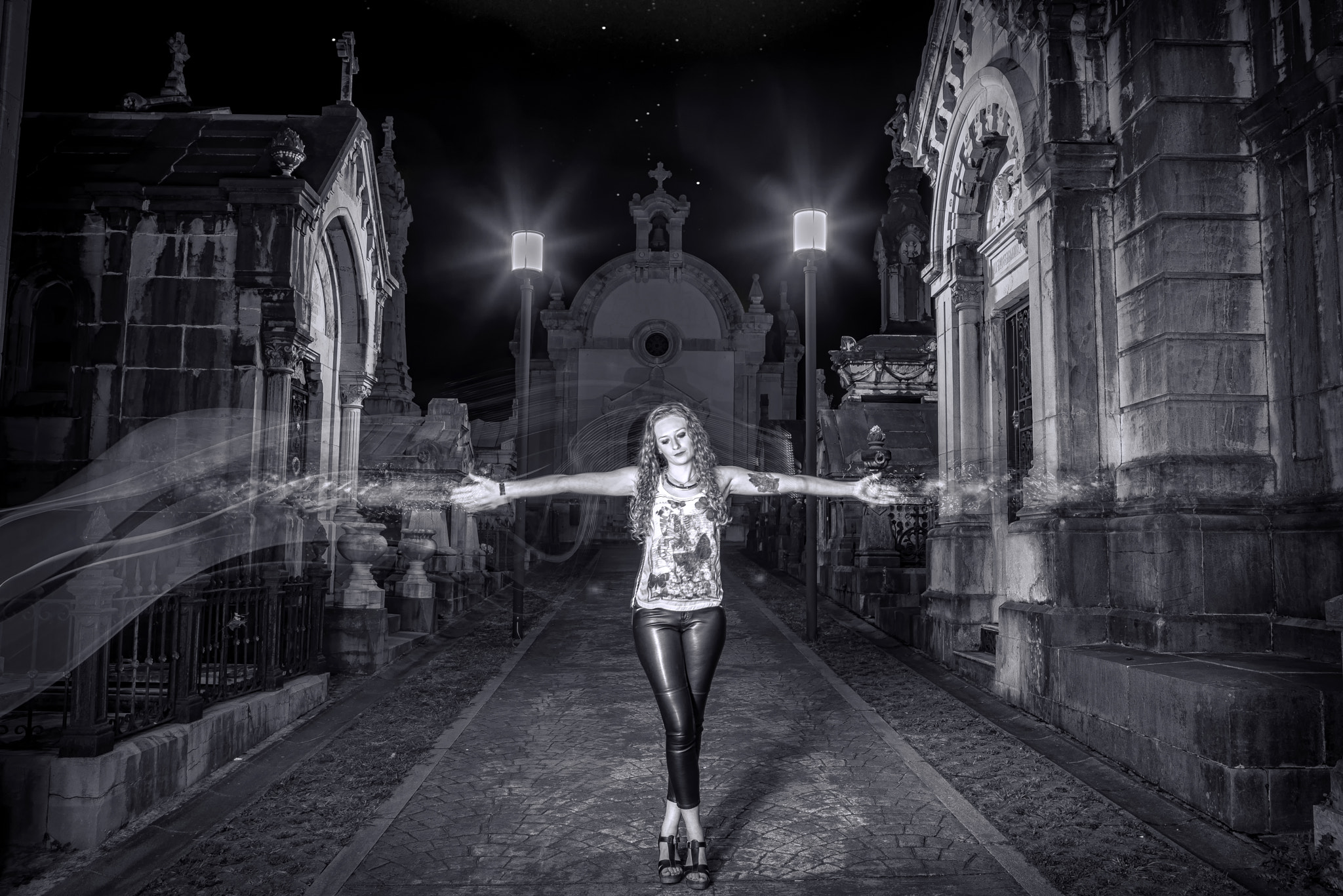 Nikon D810 sample photo. Lucía at the cemetary at all saints night photography