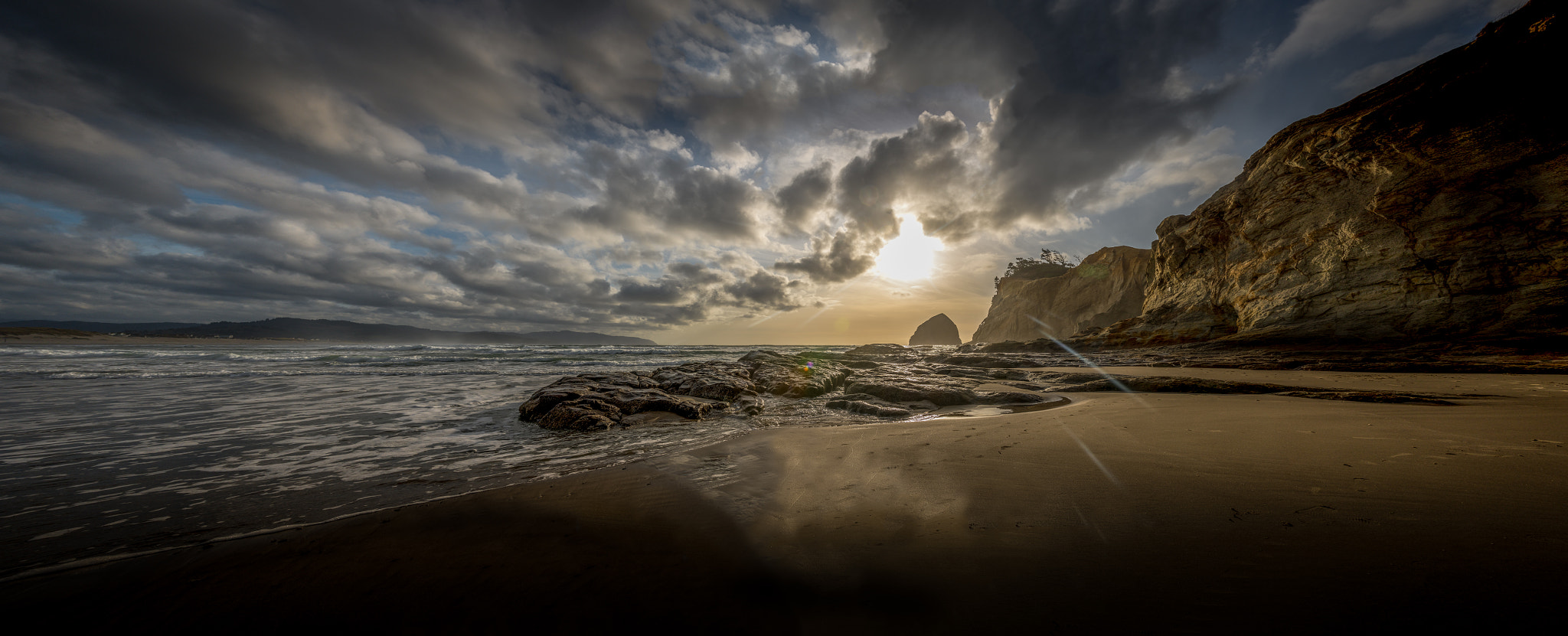 Nikon D500 + Sigma 18-35mm F1.8 DC HSM Art sample photo. Cape kiwanda pano photography