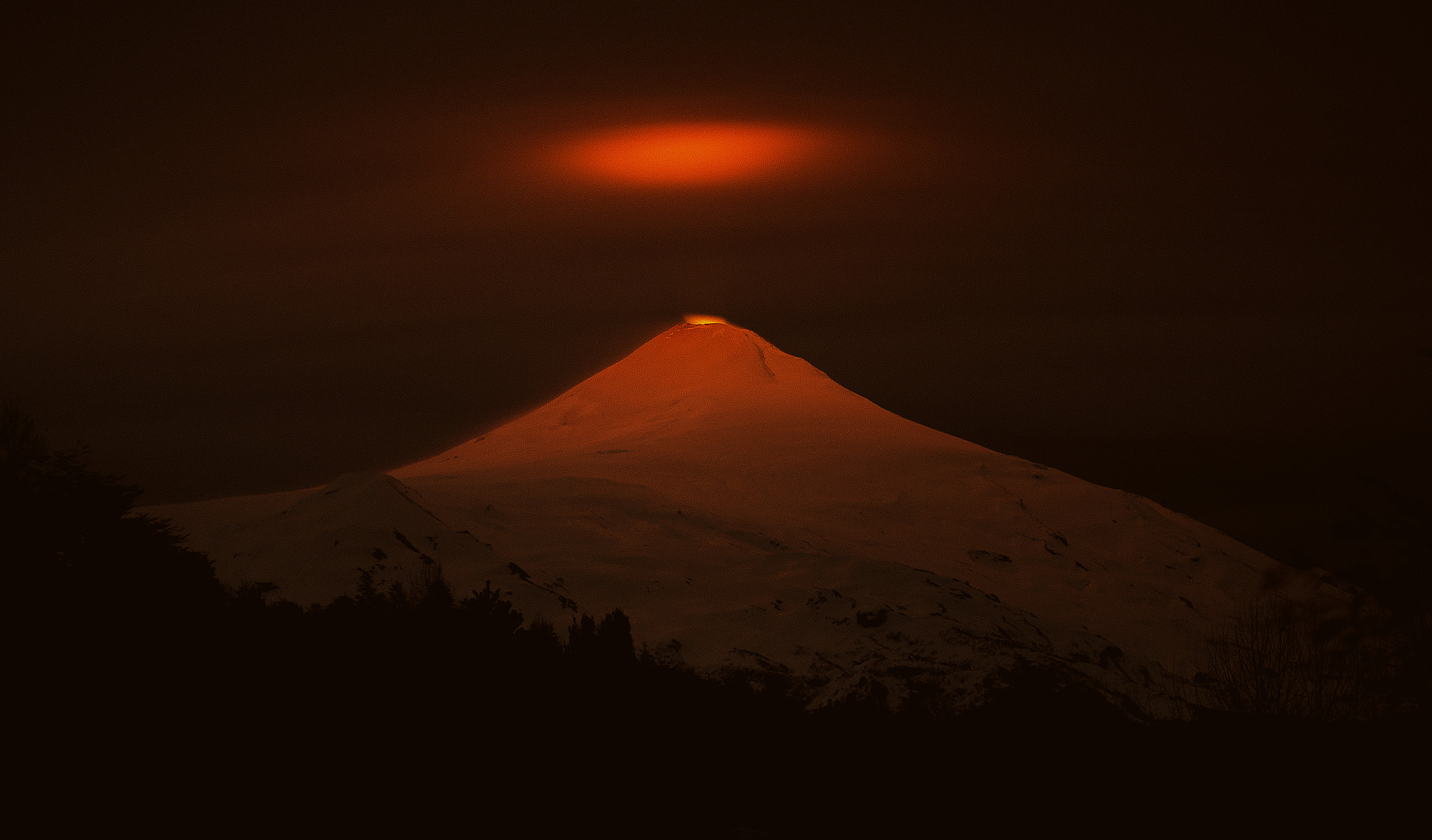 Canon EF 50mm F2.5 Macro sample photo. Villarrica photography