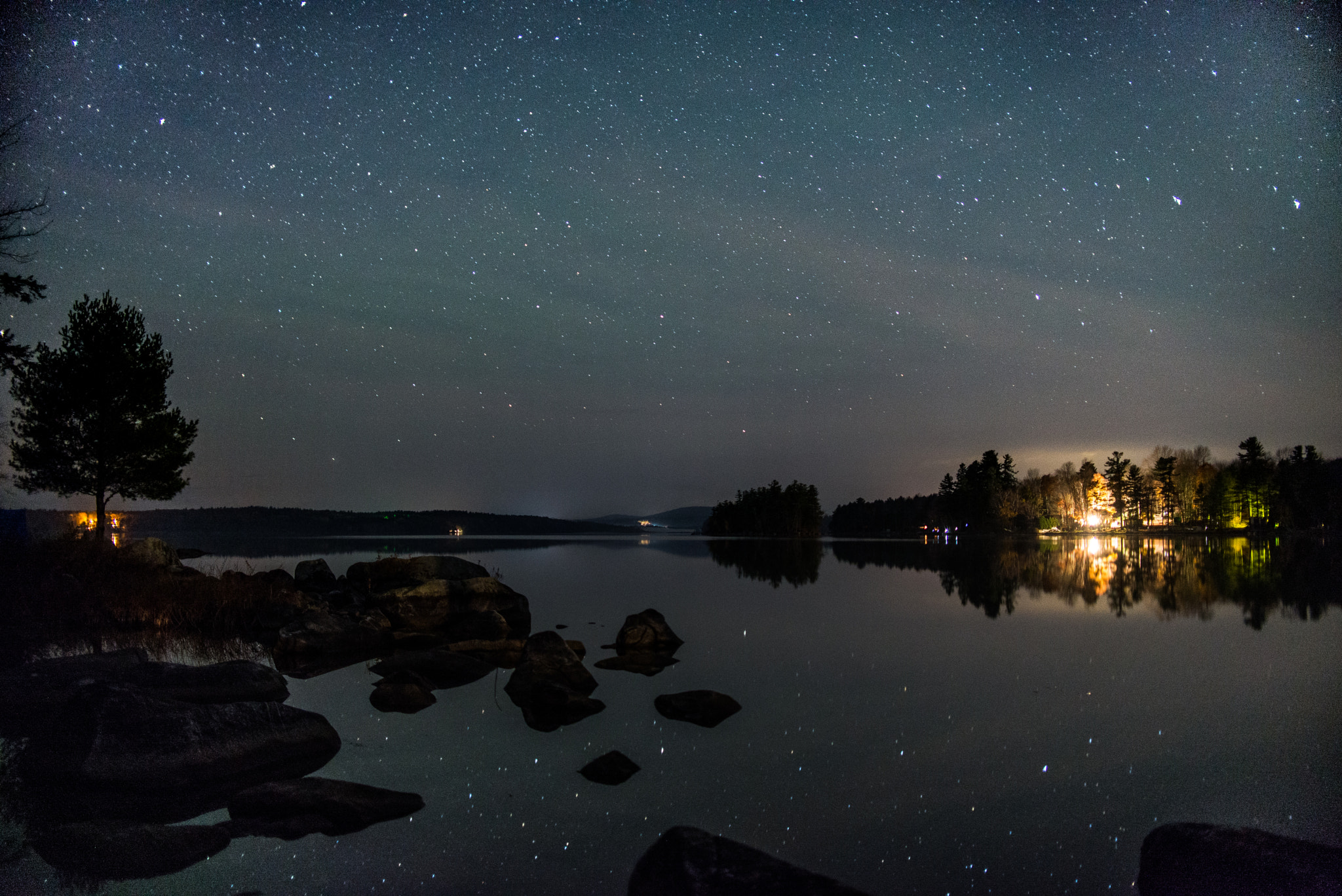 Nikon D610 + Nikon AF-S DX Nikkor 35mm F1.8G sample photo. The lake of stars photography