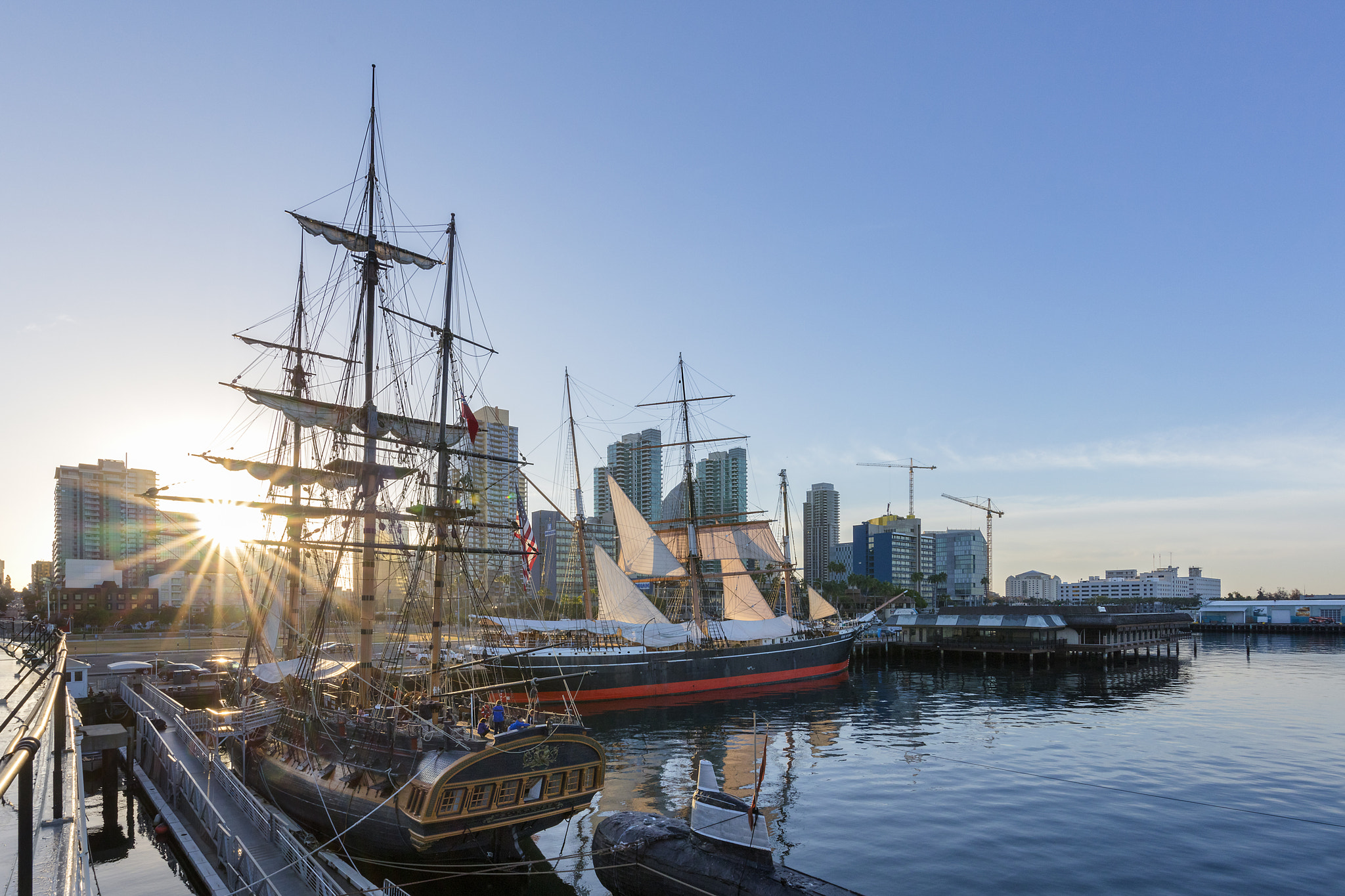 Canon EOS 5DS + Canon EF 300mm f/2.8L sample photo. Morning sun over star of india photography