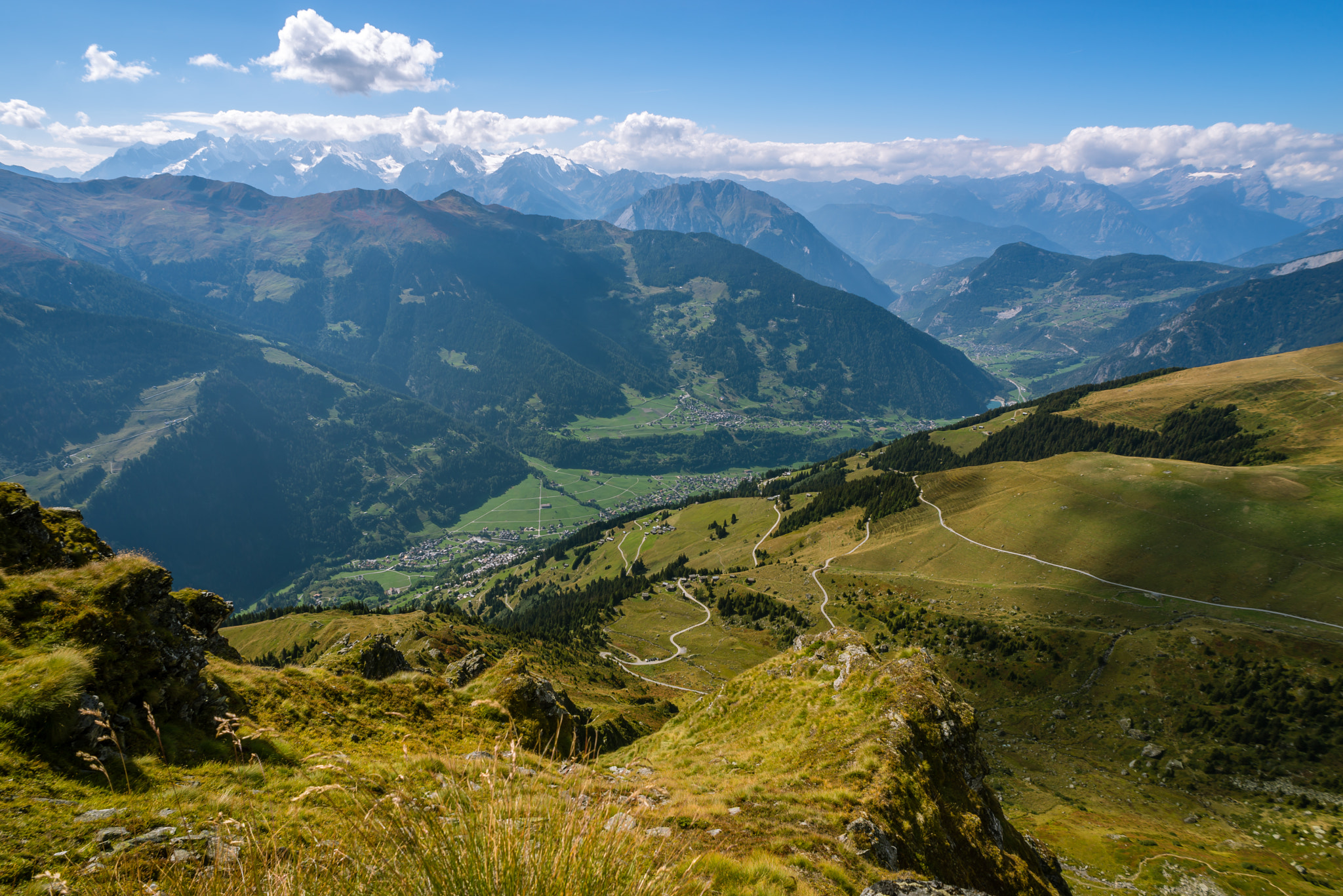 Nikon D610 + AF Nikkor 20mm f/2.8 sample photo. On the bec des rosses photography