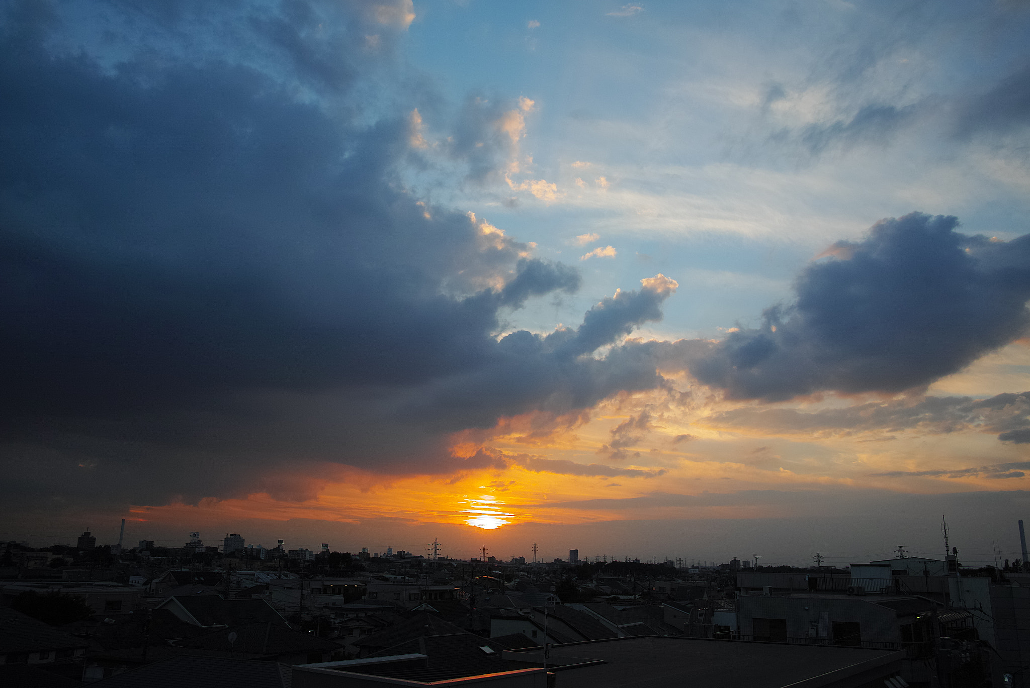 Sigma dp1 Quattro sample photo. Sunset in the city photography