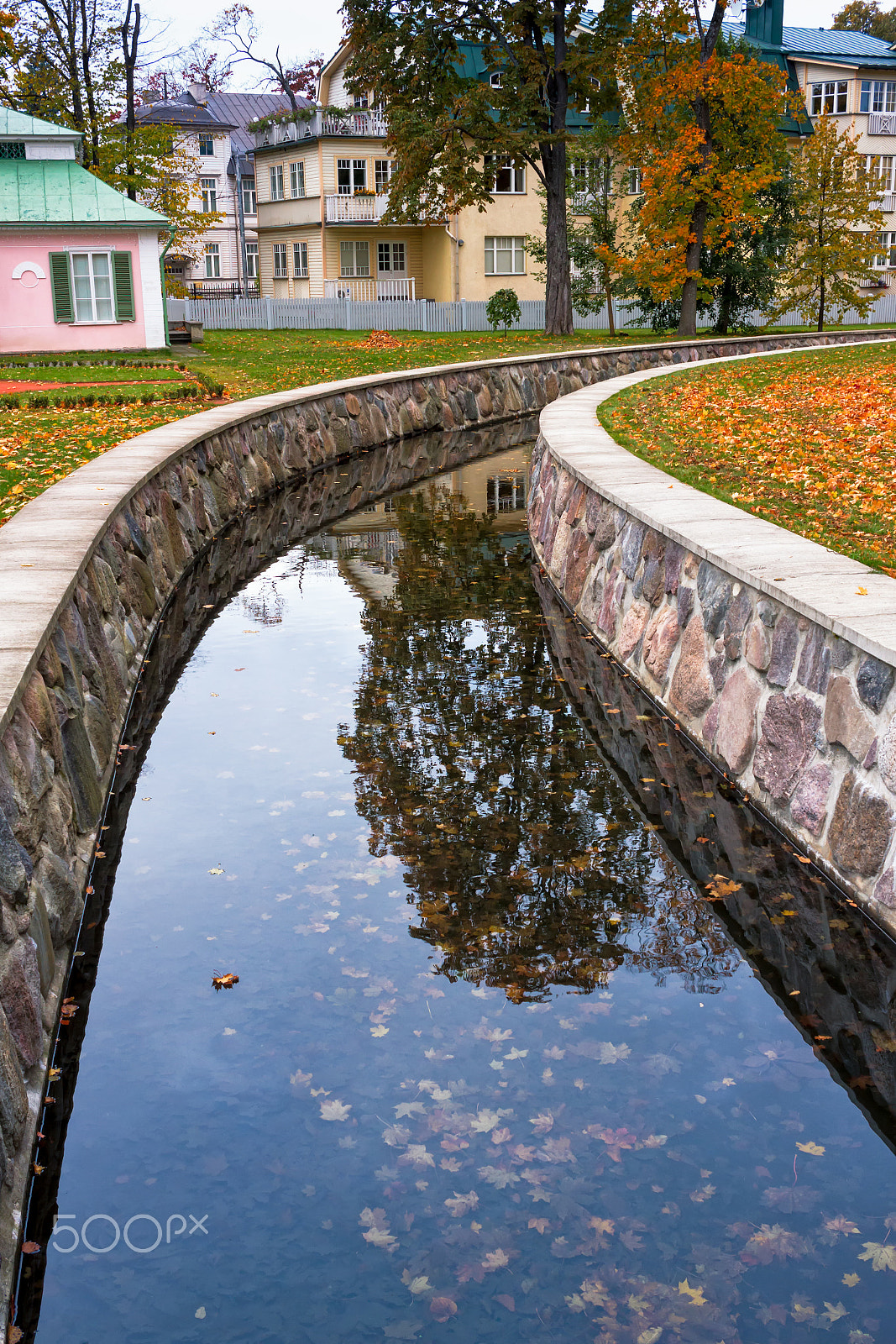 Canon EF-S 24mm F2.8 STM sample photo. Canal at the kadriorg park photography