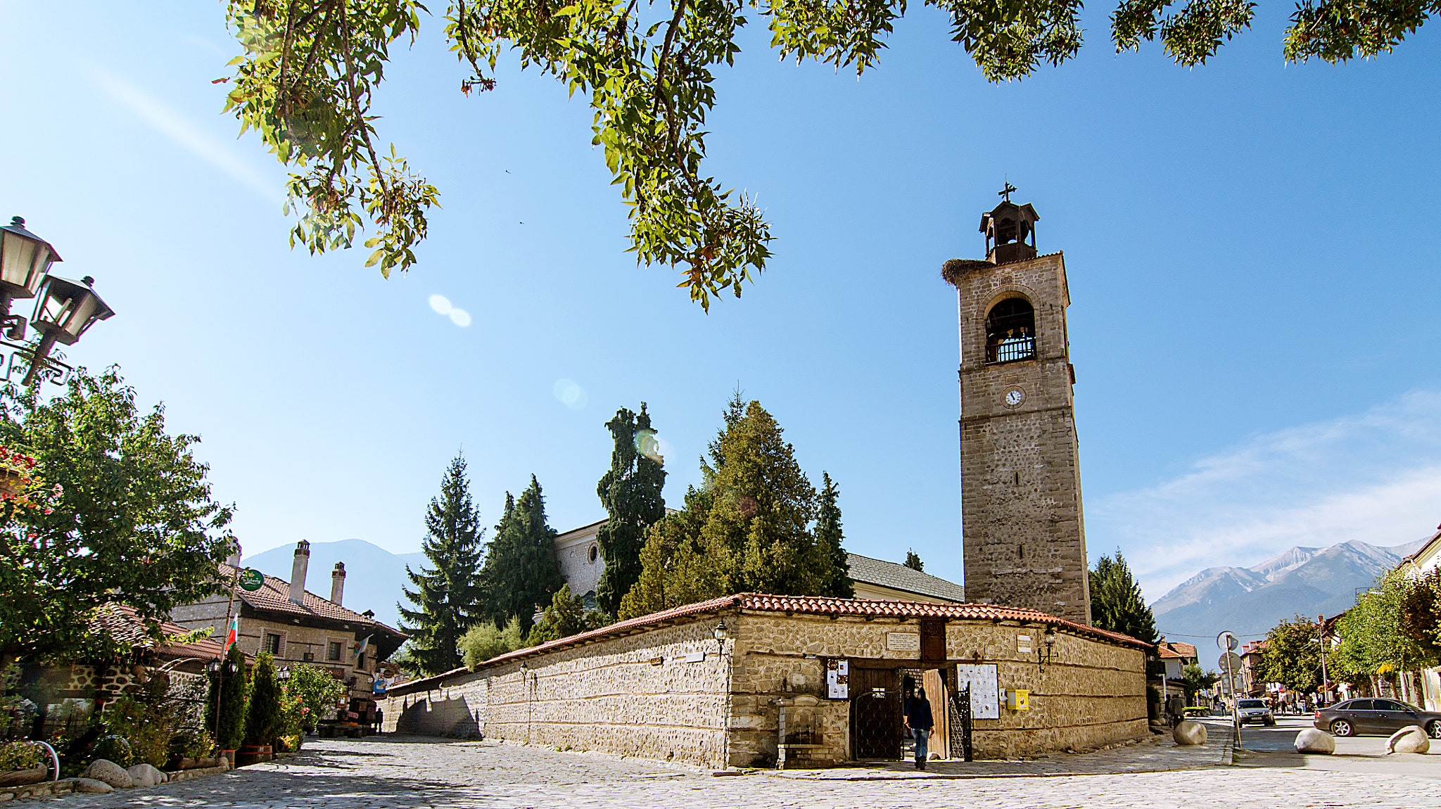 Tokina AT-X Pro 12-24mm F4 (IF) DX sample photo. Bansko in fall... photography