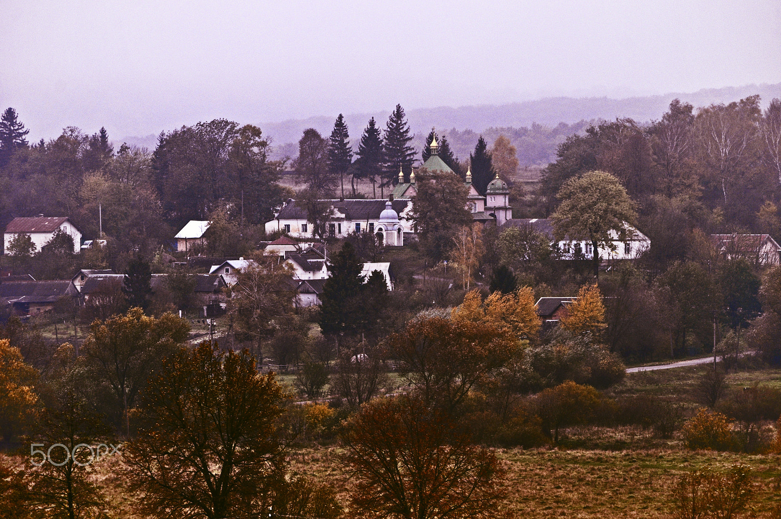 Nikon D5000 sample photo. Autumn travel photography