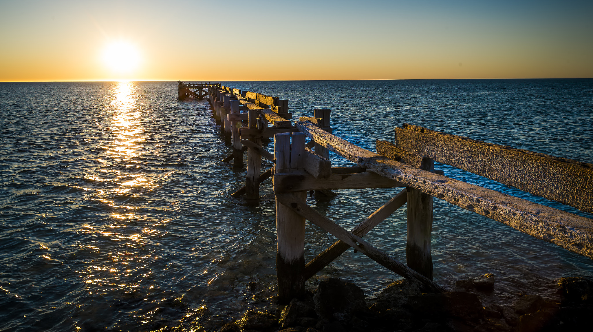 Nikon D4 + Nikon AF Nikkor 24mm F2.8D sample photo. " gladstone jetty " photography