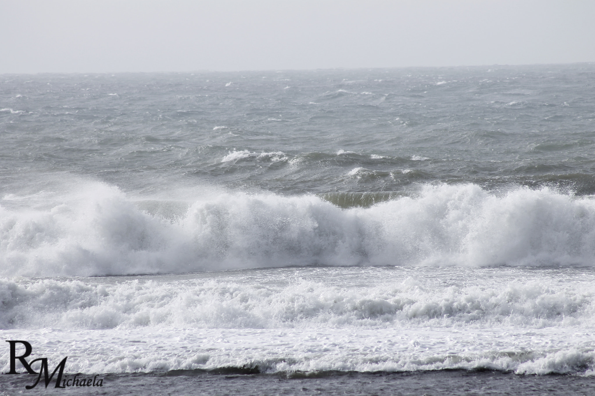 Canon EF 75-300mm f/4-5.6 USM sample photo. Waves in its tide. photography