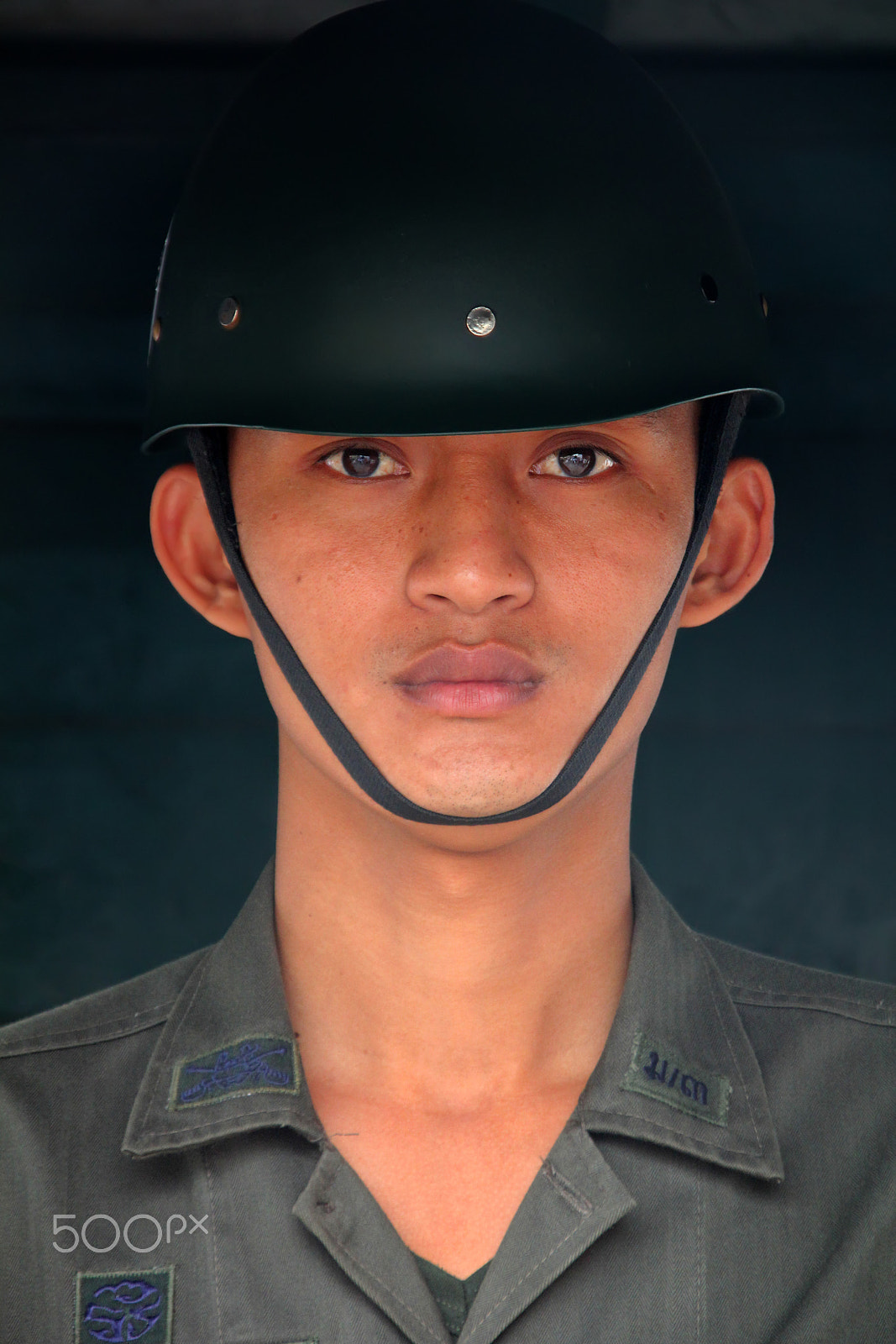 Sigma 18-200mm f/3.5-6.3 DC OS sample photo. Young thai army soldier photography