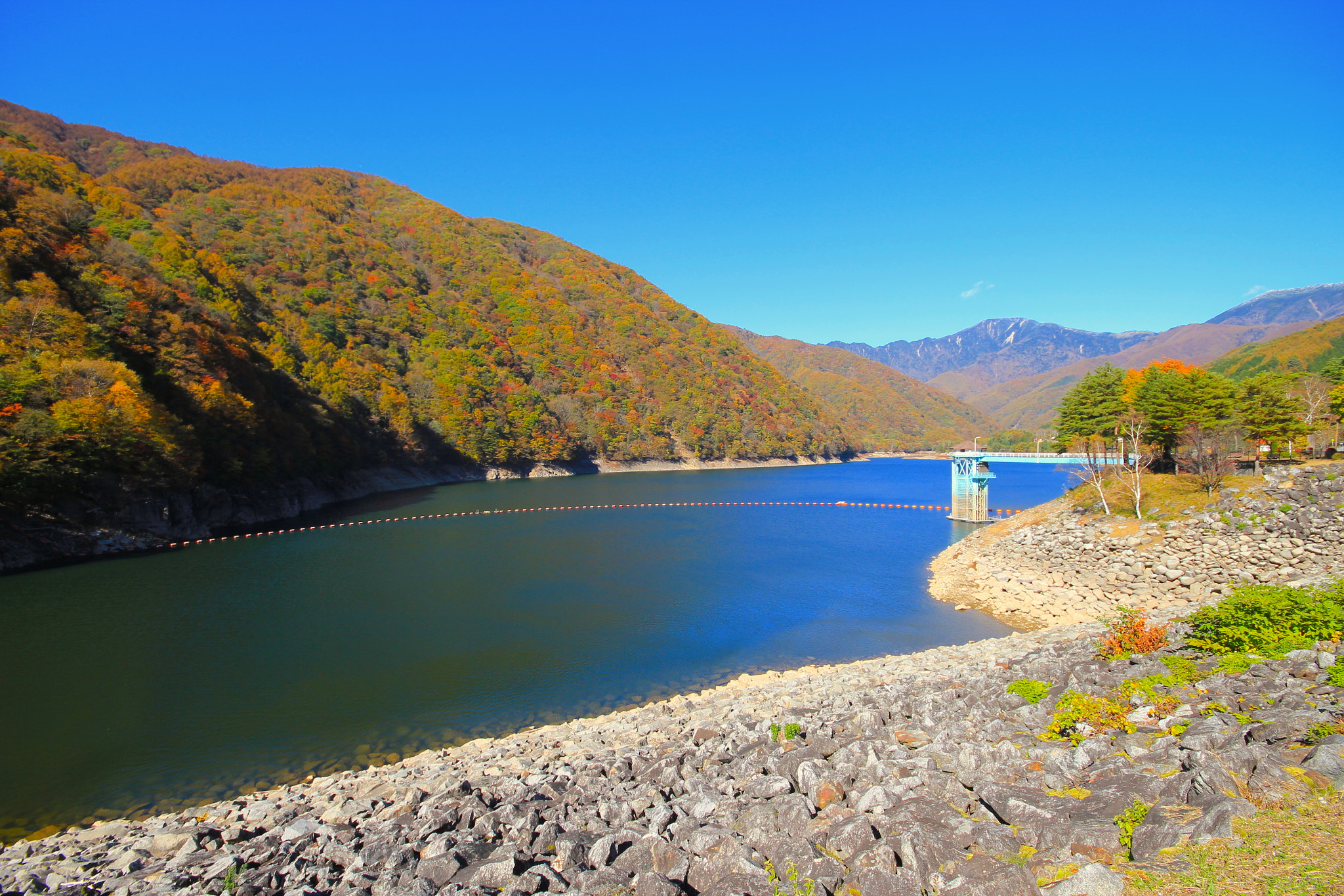 Canon EOS 550D (EOS Rebel T2i / EOS Kiss X4) sample photo. Hirose site photography