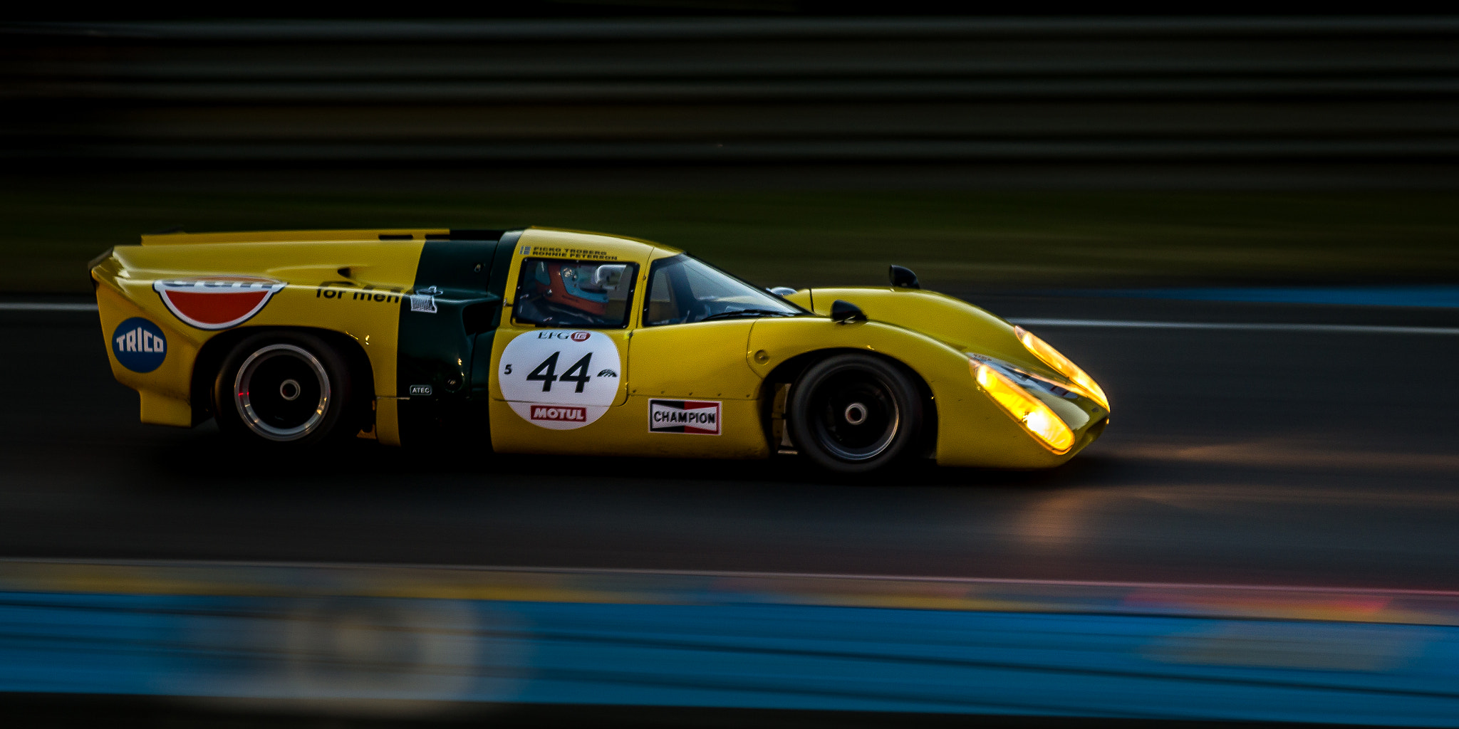 Pentax K-5 sample photo. Lola t70 mk iii b (1969) photography