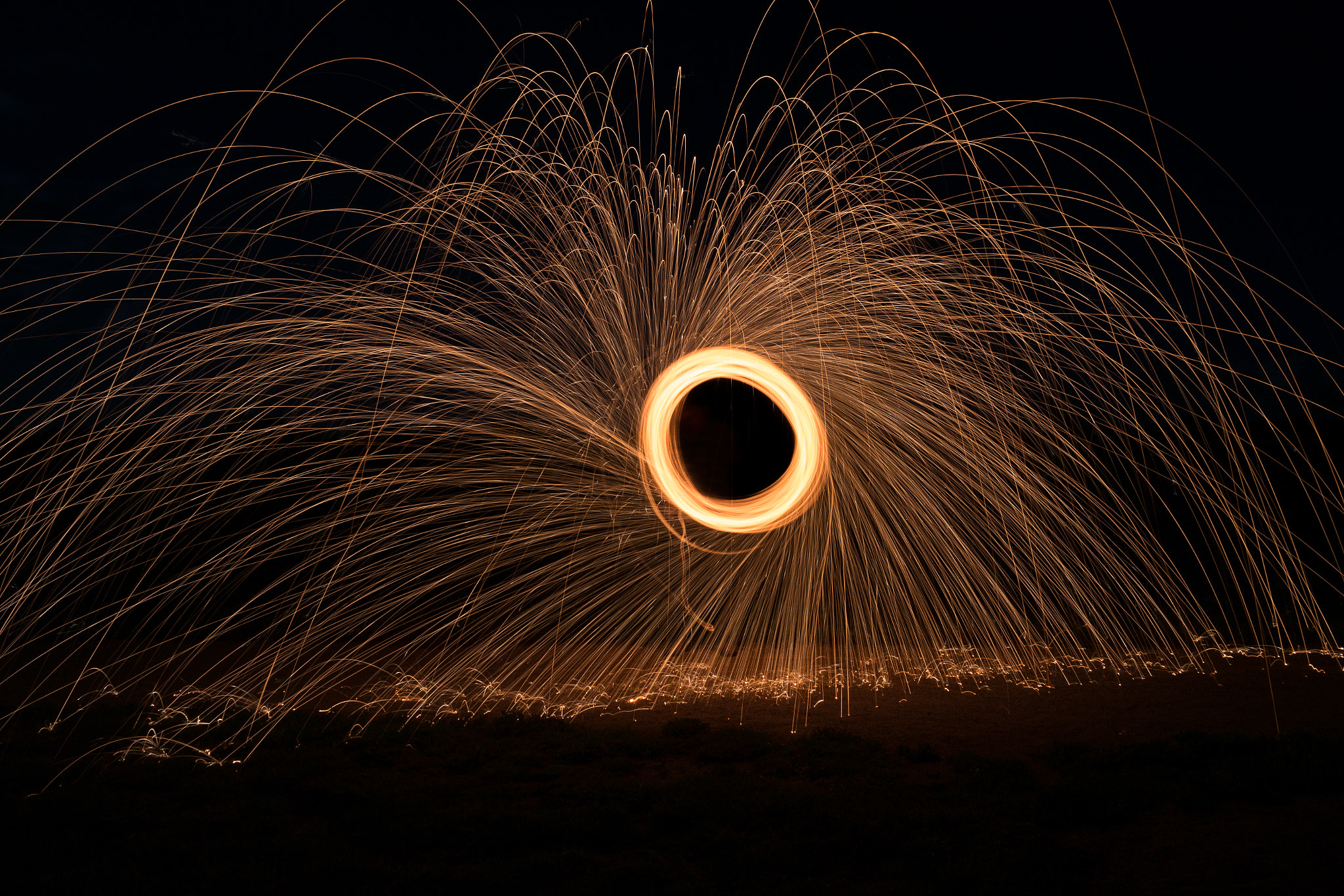 Samsung NX2000 + Samsung NX 20-50mm F3.5-5.6 ED sample photo. Steelwool photography