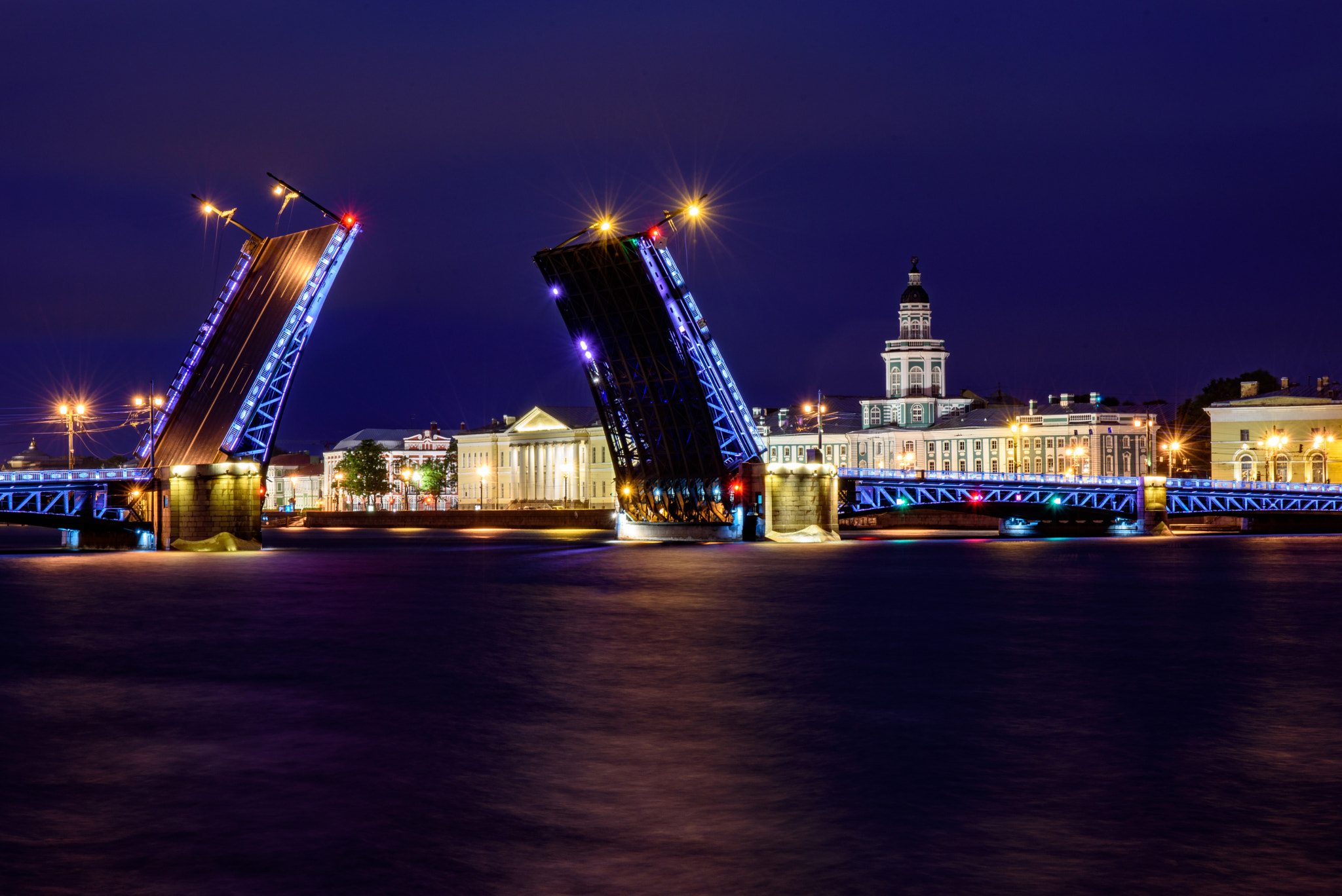 AF Zoom-Nikkor 28-105mm f/3.5-4.5D IF sample photo. St. petersburg photography
