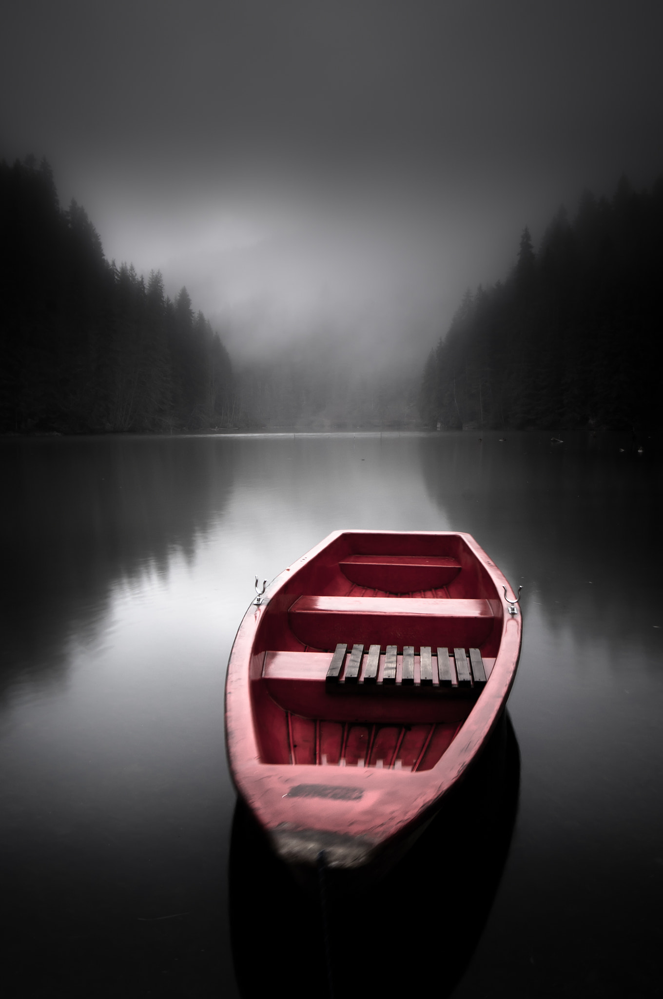 Pentax smc DA 16-45mm F4 ED AL sample photo. Silent of the killer lake photography