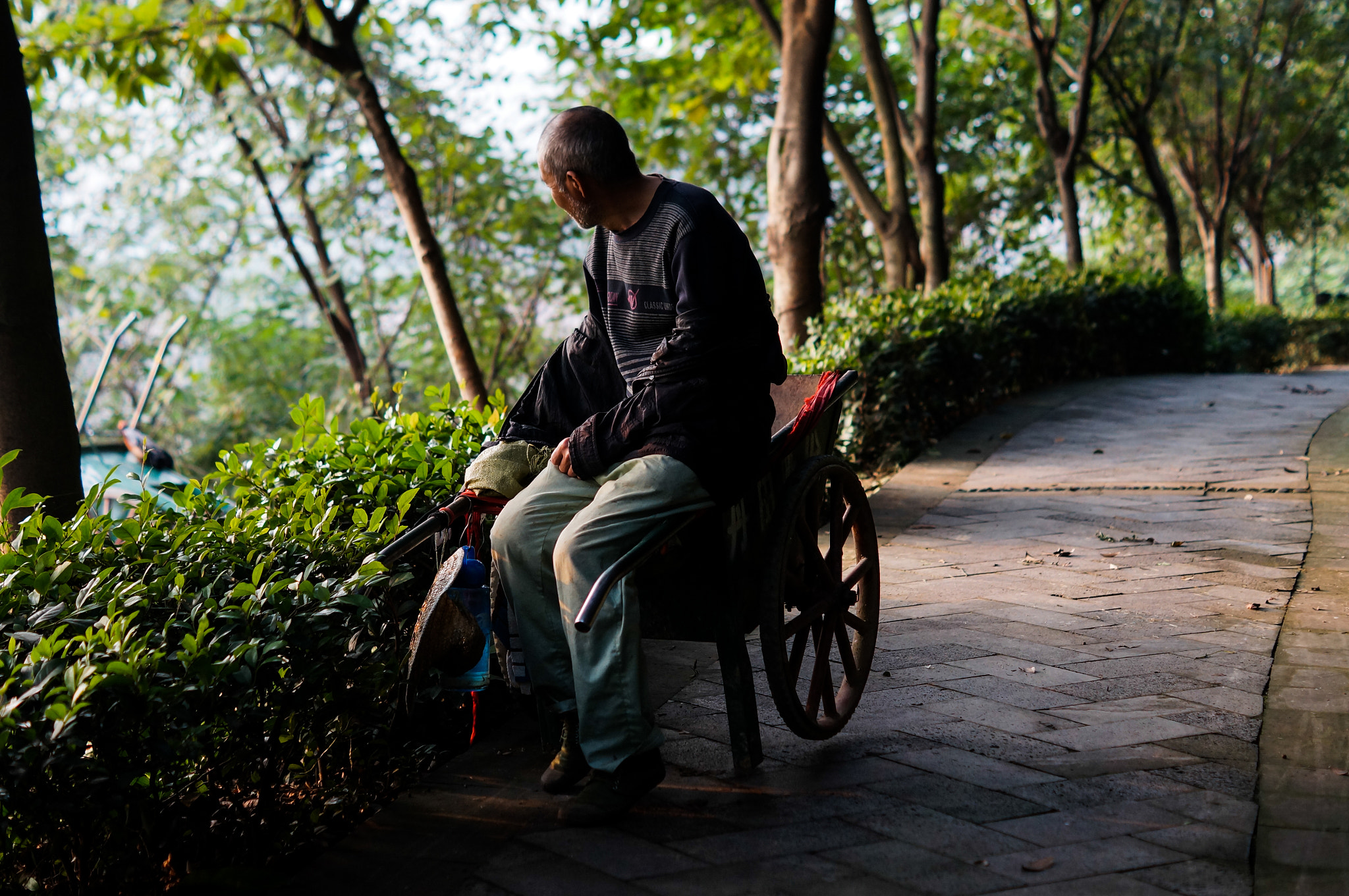 Sony SLT-A57 + Sony DT 50mm F1.8 SAM sample photo. 人 photography