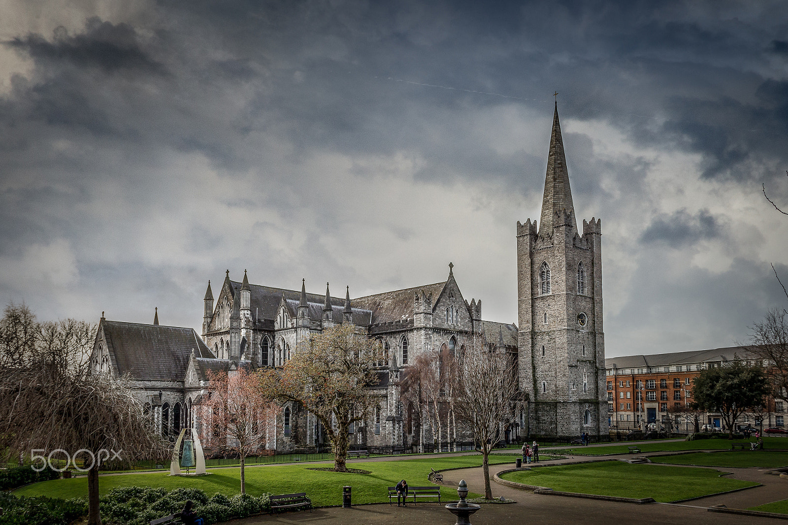 Canon EOS 100D (EOS Rebel SL1 / EOS Kiss X7) sample photo. Saint patrick cathedral in dublin photography