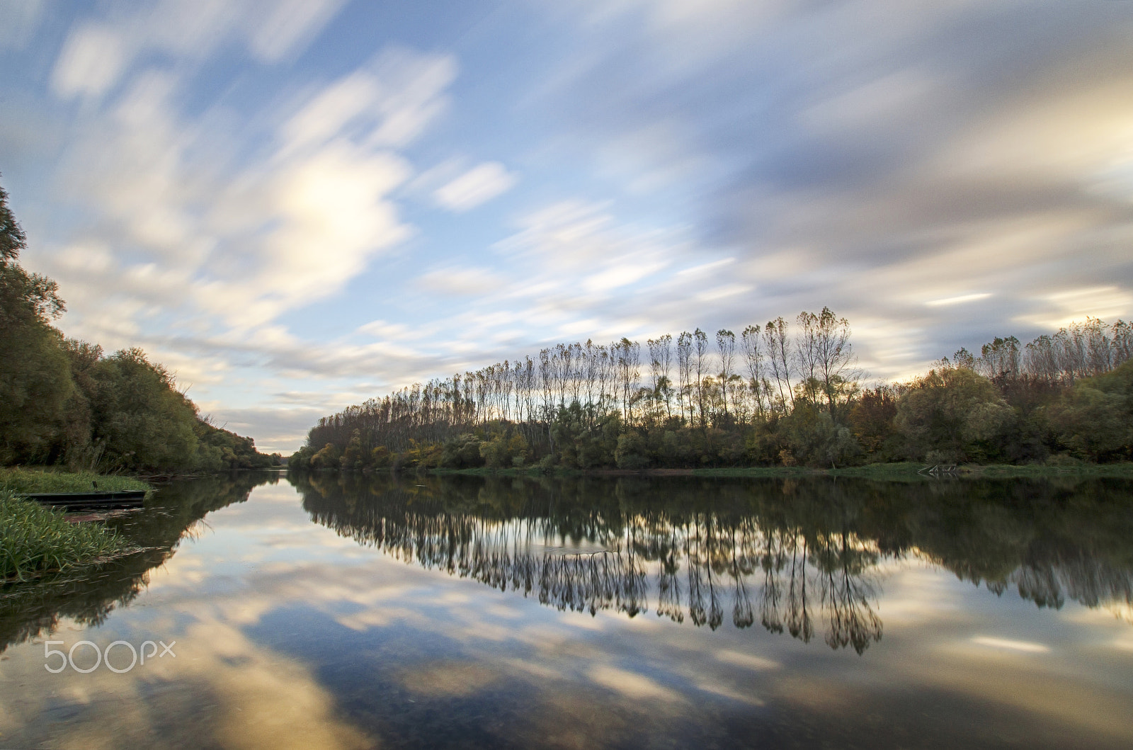 Nikon D5100 + Sigma 10-20mm F3.5 EX DC HSM sample photo. Marching clouds photography