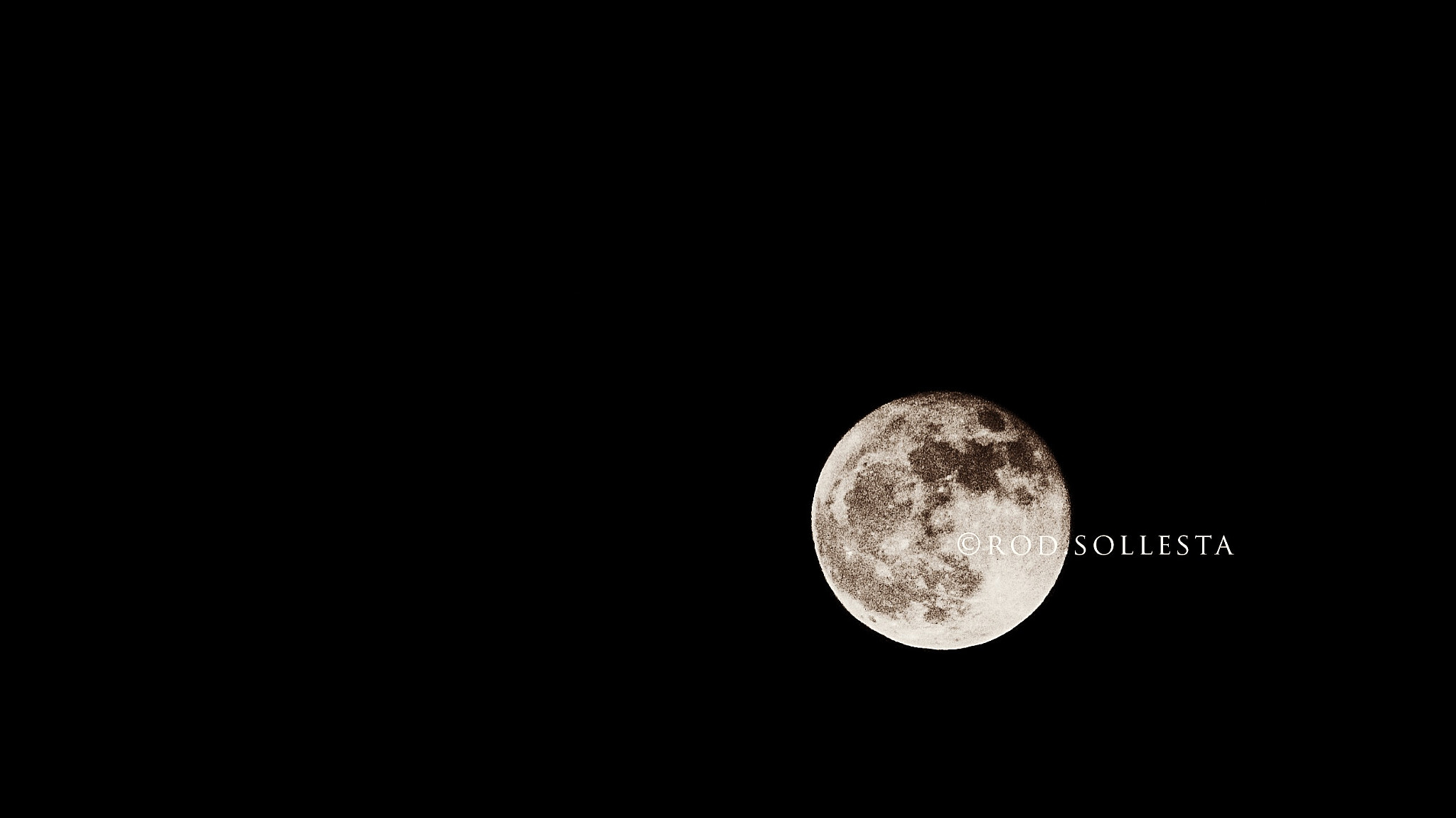 Canon EOS M sample photo. Full moon. october 2016. photography