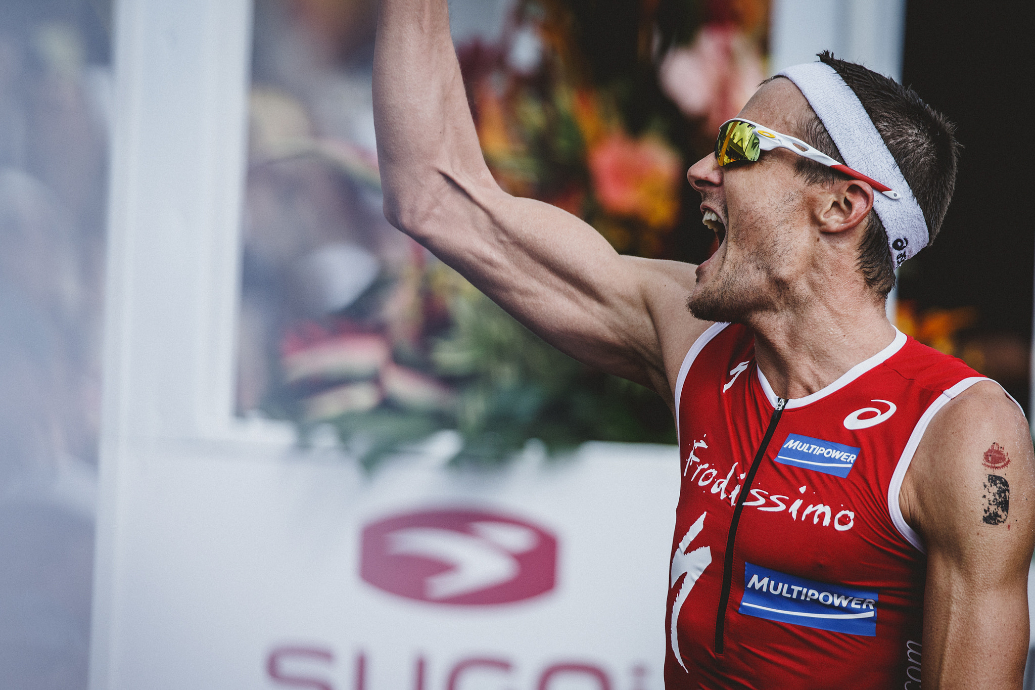 Canon EF 300mm F2.8L IS II USM sample photo. Brakethrough media - sports photography
