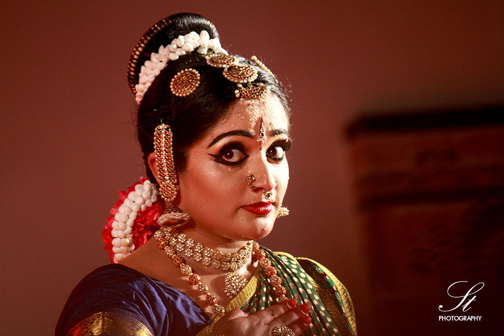 Canon EF-S 55-250mm F4-5.6 IS sample photo. Kavya madhavan photography