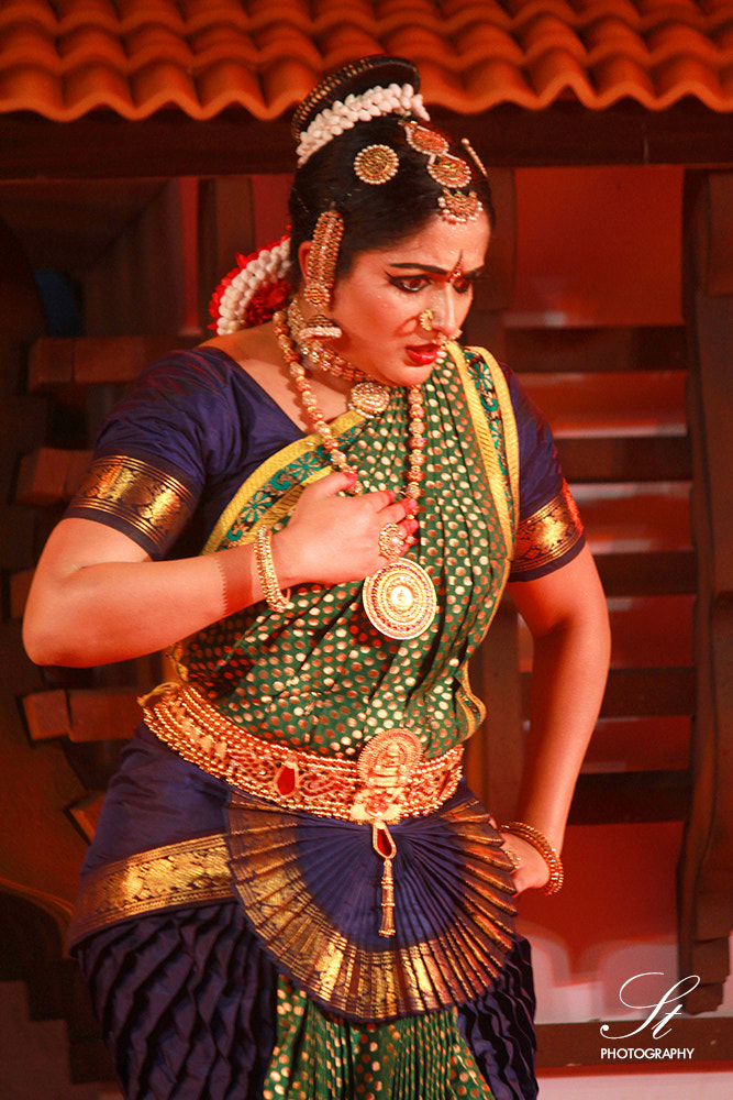 Canon EF-S 55-250mm F4-5.6 IS sample photo. Kavya madhavan photography