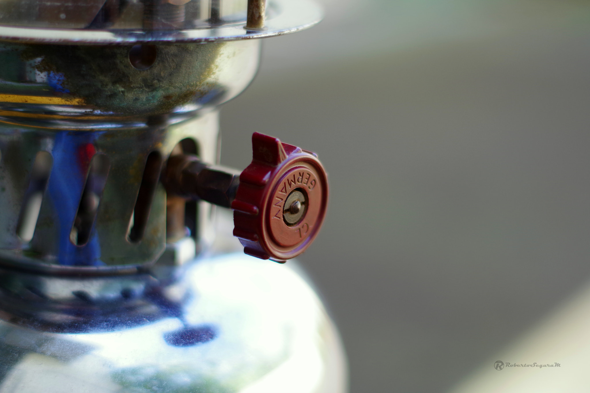 Pentax smc DA 50mm F1.8 sample photo. Vintage kerosene lantern day-lite from germany photography