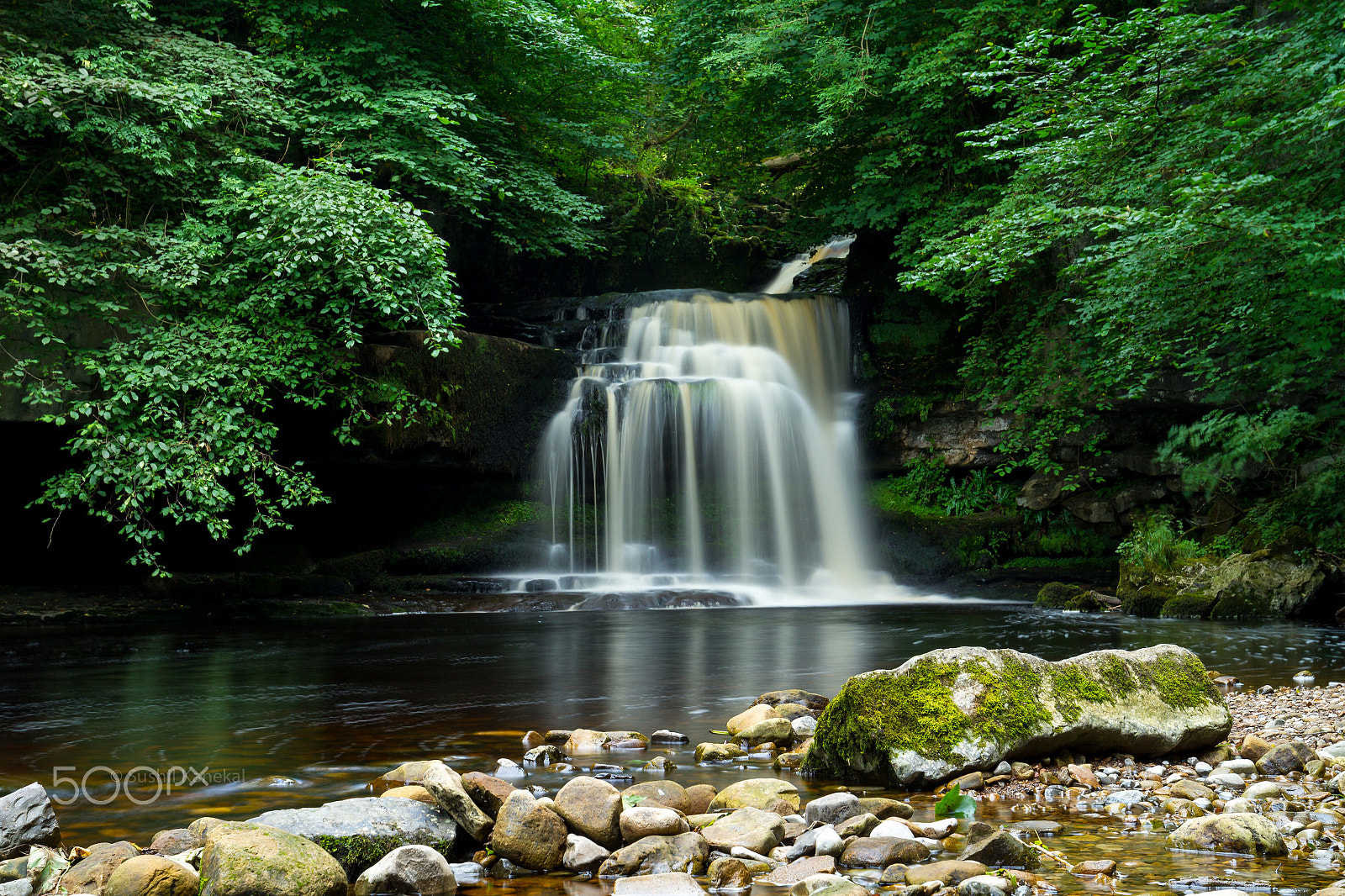 Canon EF 16-35mm F4L IS USM sample photo. Cauldron falls photography