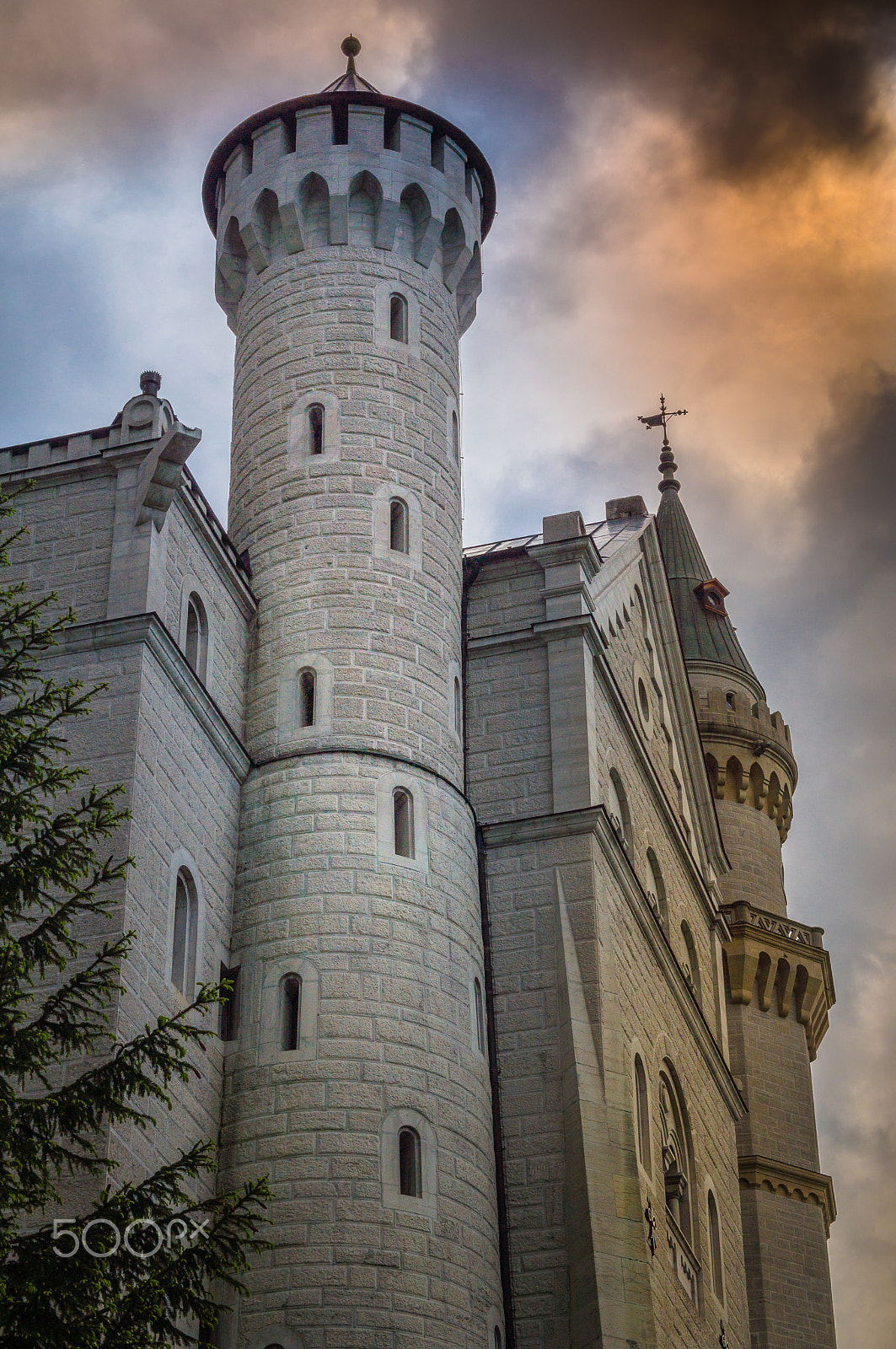 Sony SLT-A35 sample photo. Tower neuschwanstein photography