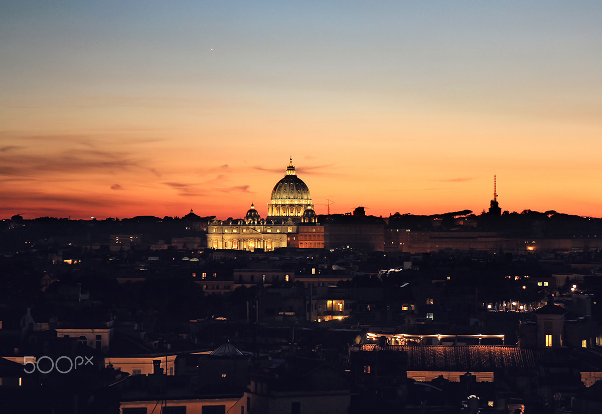 Canon EF 24-70mm F4L IS USM sample photo. Night panorama of rome, italy photography