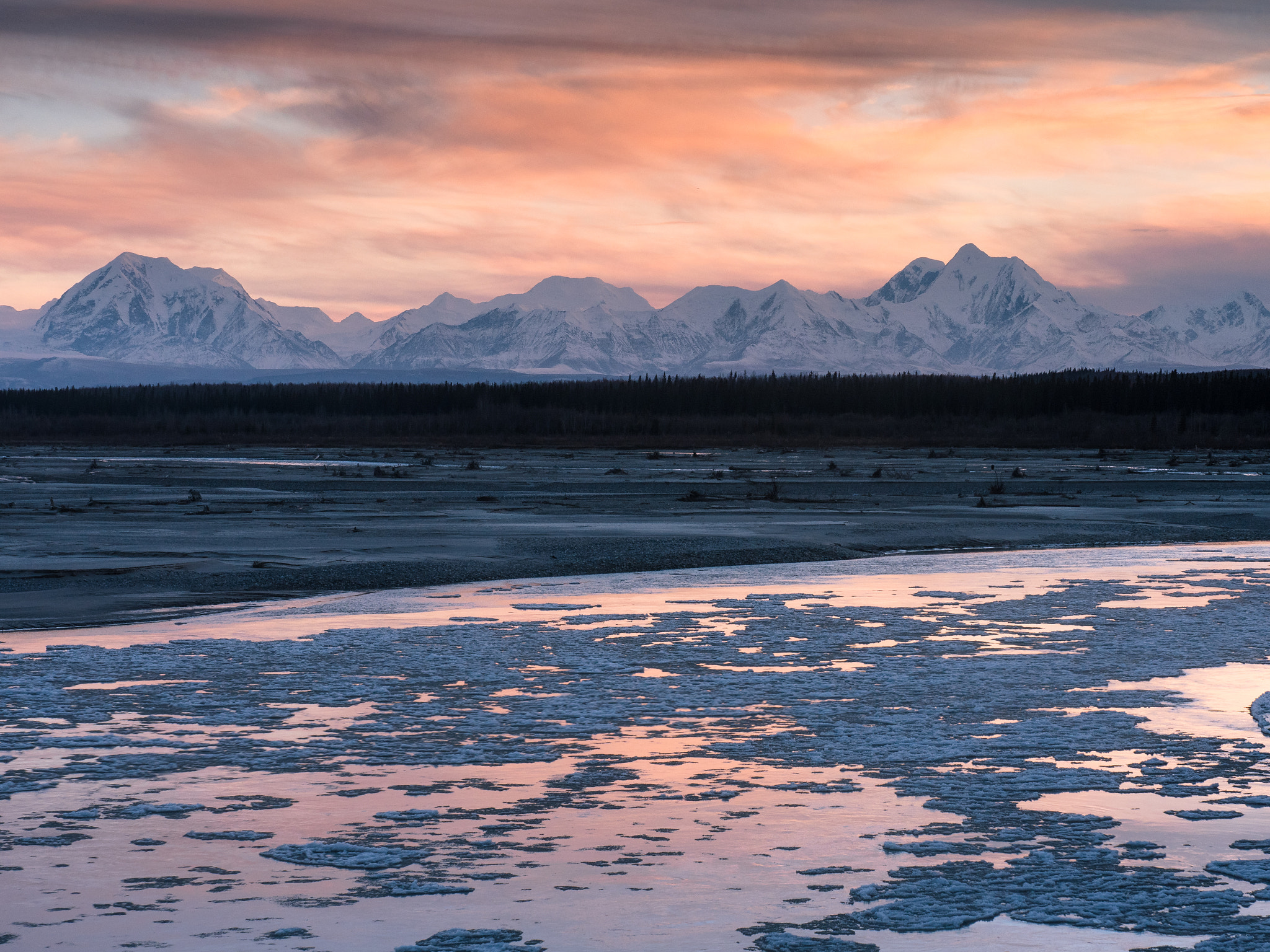 Panasonic Lumix G X Vario 35-100mm F2.8 OIS sample photo. Tanana river photography