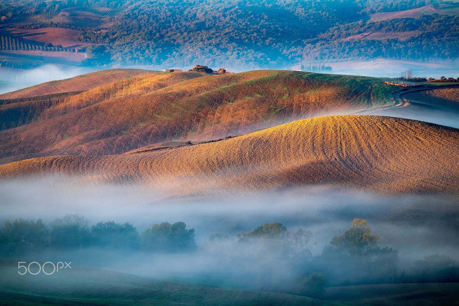 Fujifilm XF 100-400mm F4.5-5.6 R LM OIS WR sample photo. Magic tuscany photography