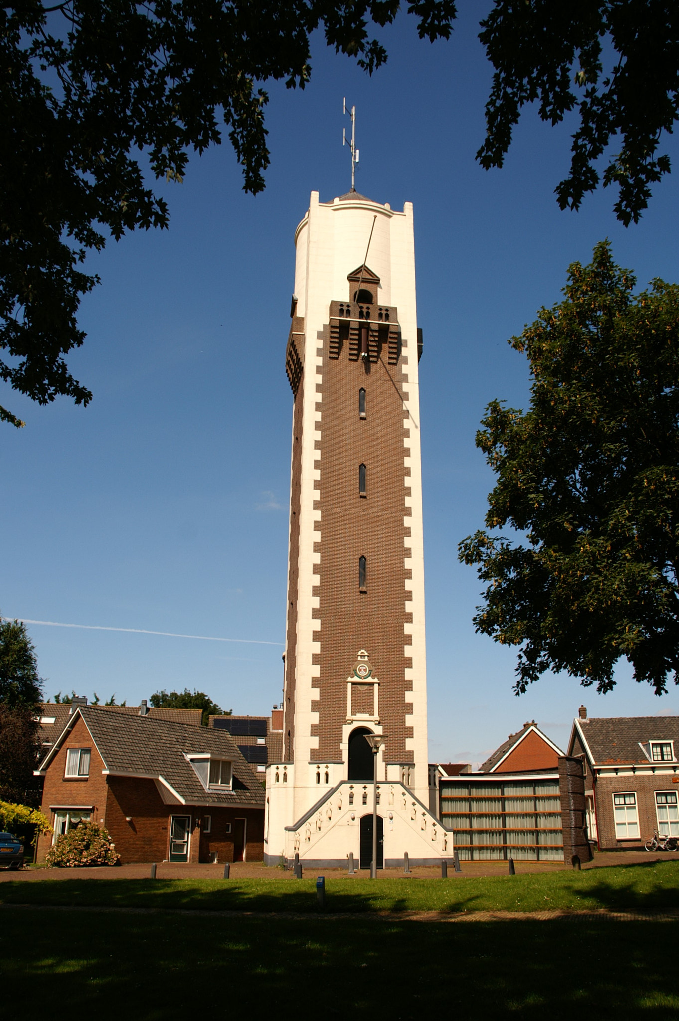 KONICA MINOLTA DYNAX 5D + Sigma 18-200mm F3.5-6.3 DC sample photo. Watertower barendrecht photography