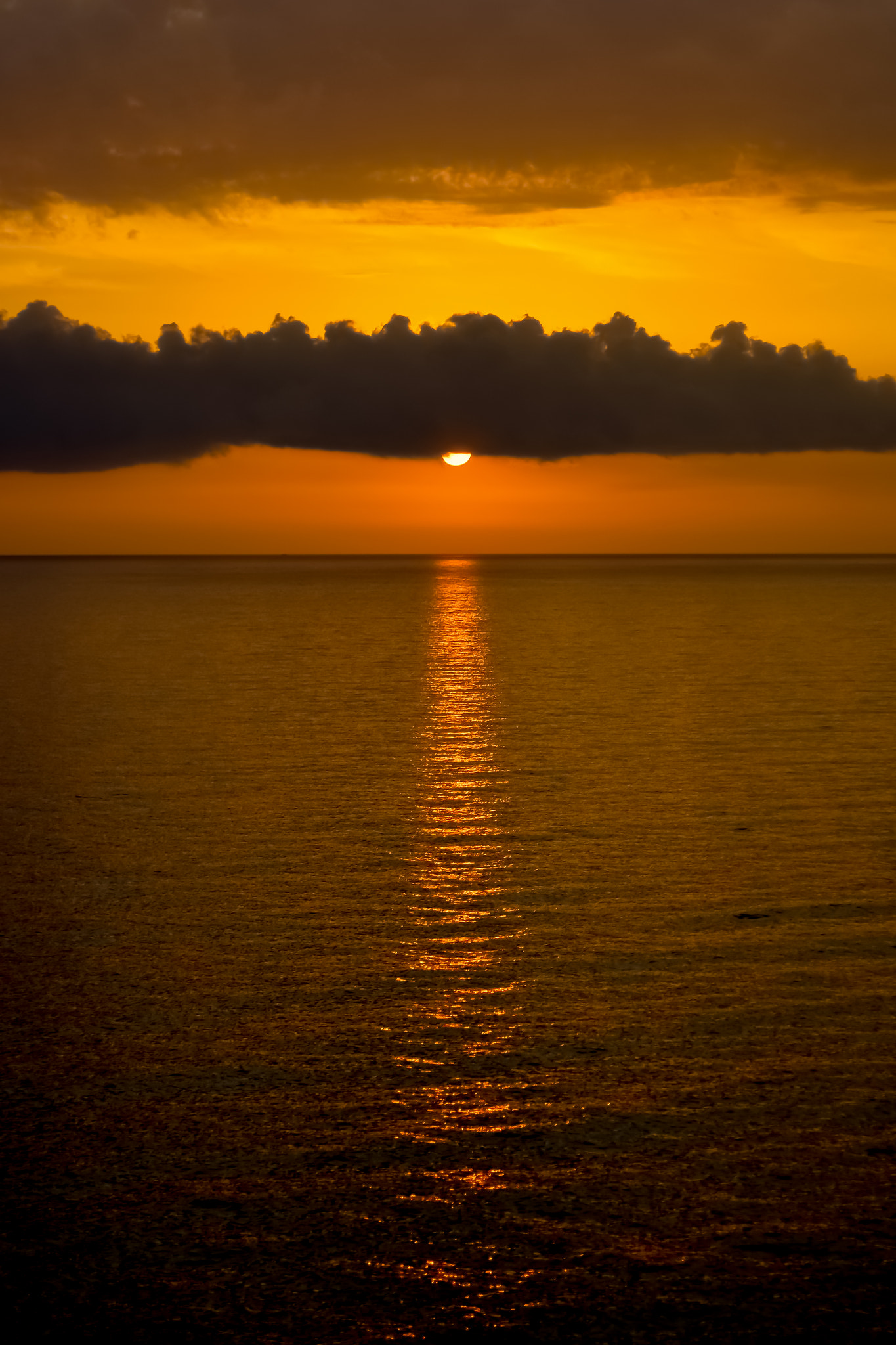 Samsung NX500 + Samsung NX 16-50mm F3.5-5.6 Power Zoom ED OIS sample photo. At quiet sunset photography