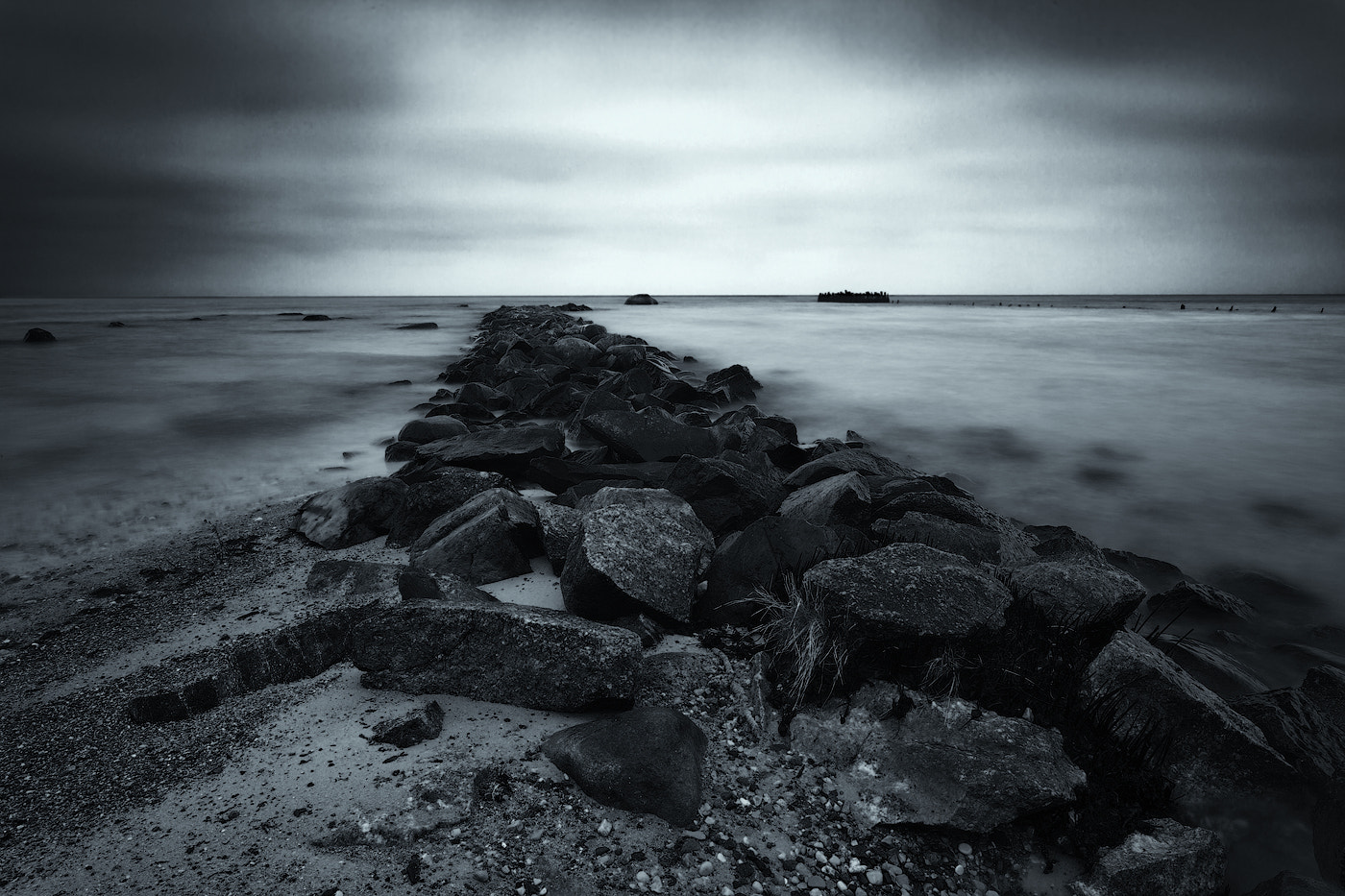 Canon EOS-1Ds Mark II sample photo. B&w photography